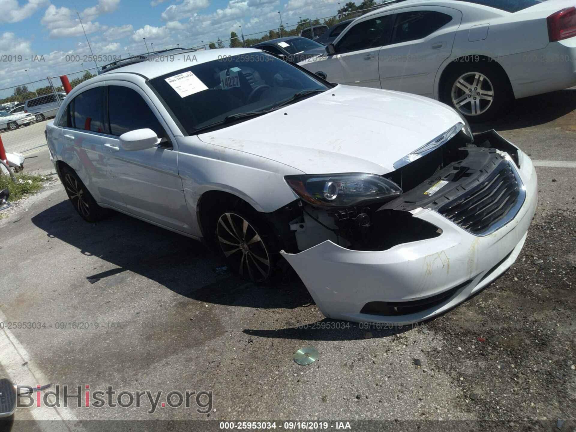 Фотография 1C3CCBBB5DN701466 - CHRYSLER 200 2013