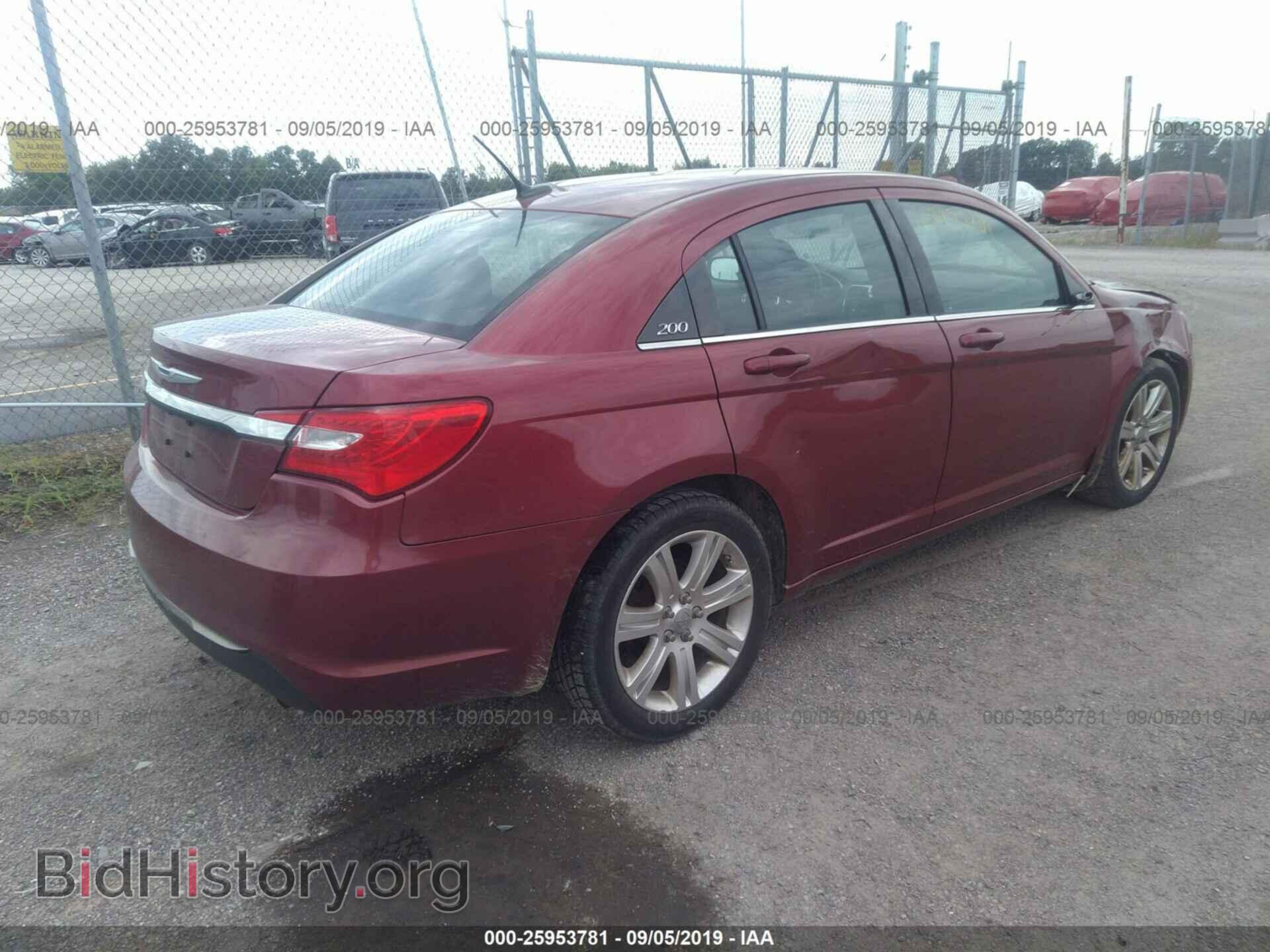 2013 CHRYSLER 200 - VIN: 1C3CCBAB6DN560912 - Фото 4