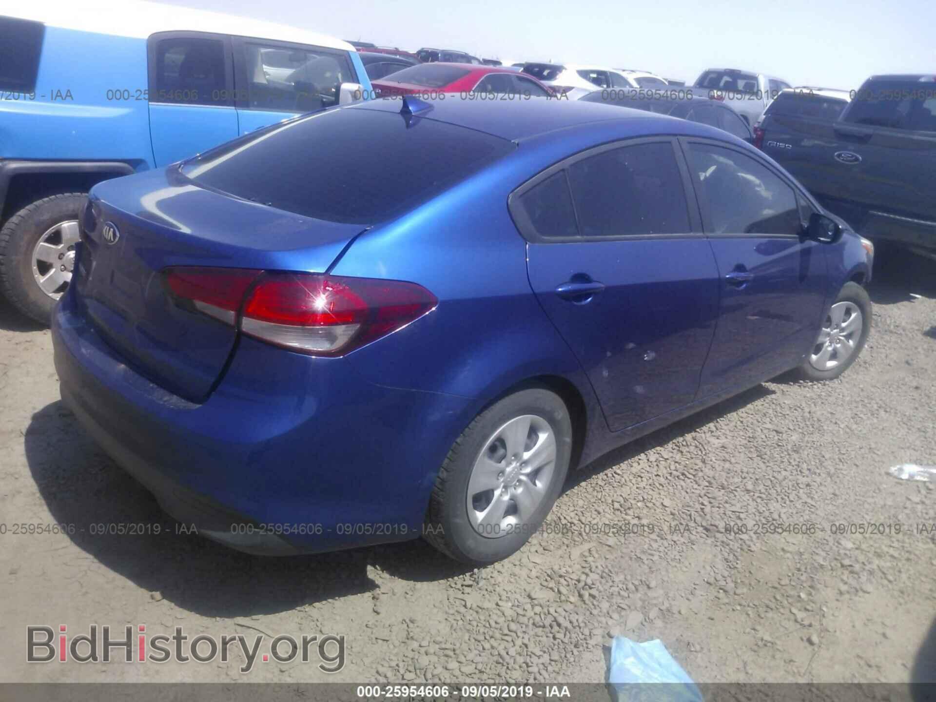 2017 KIA FORTE - VIN: 3KPFK4A75HE096864 - Фото 4