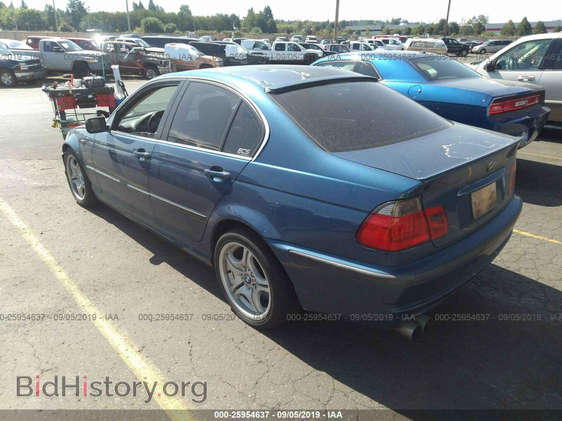 2003 BMW 330 - VIN: WBAEV53473KM25417 - Фото 3