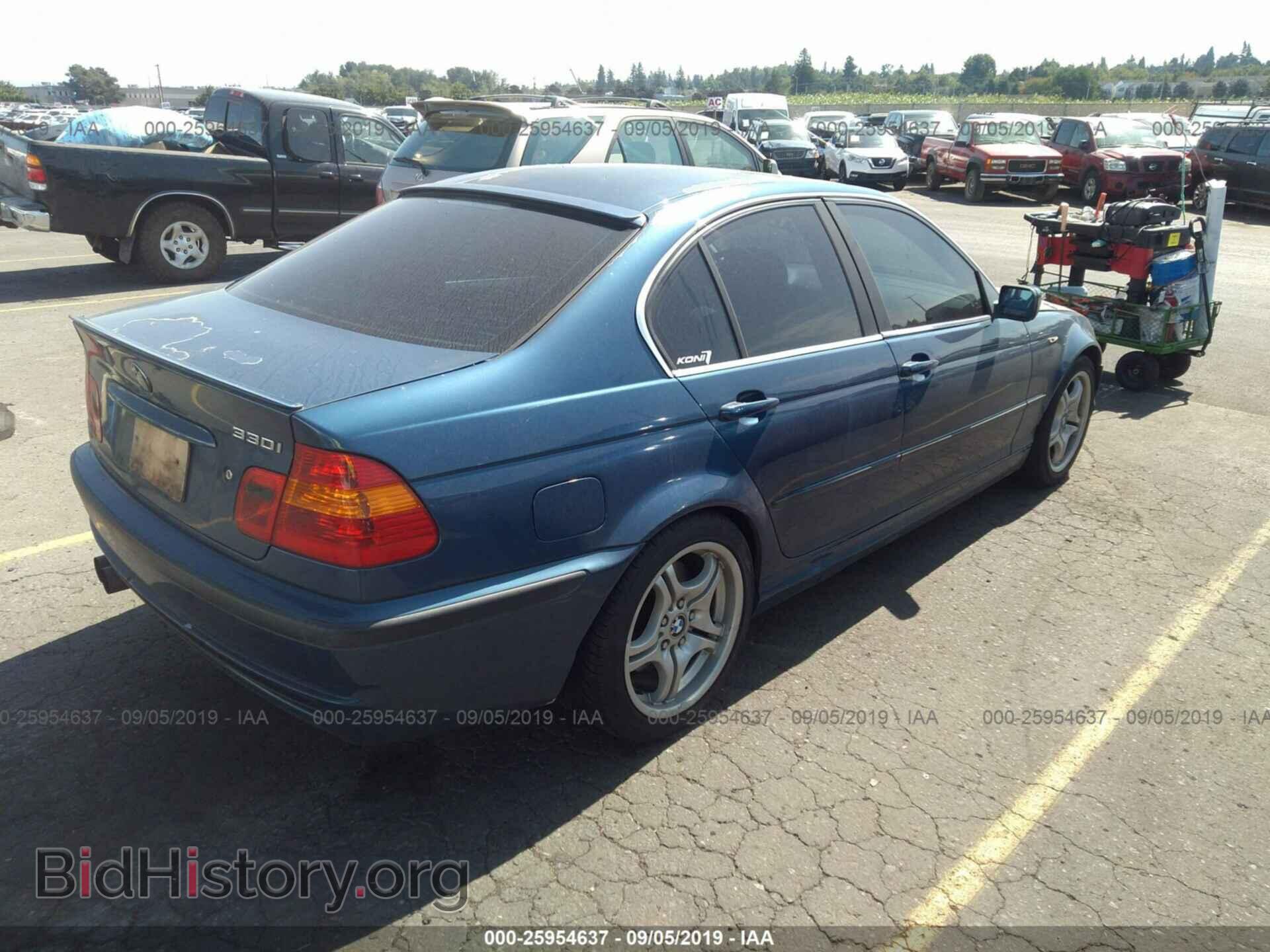 2003 BMW 330 - VIN: WBAEV53473KM25417 - Фото 4