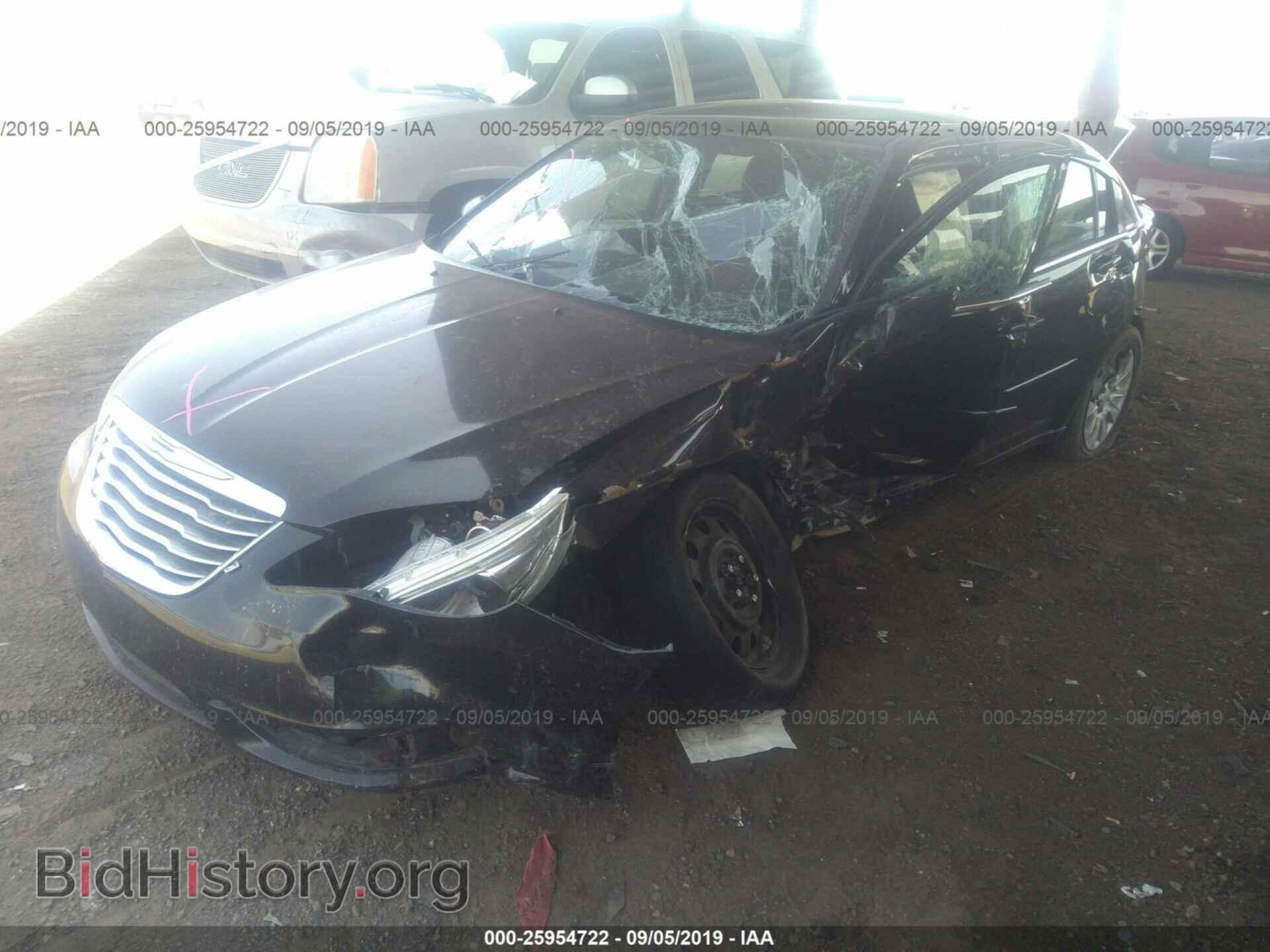 2012 CHRYSLER 200 - VIN: 1C3CCBAB4CN205283 - Photo 2