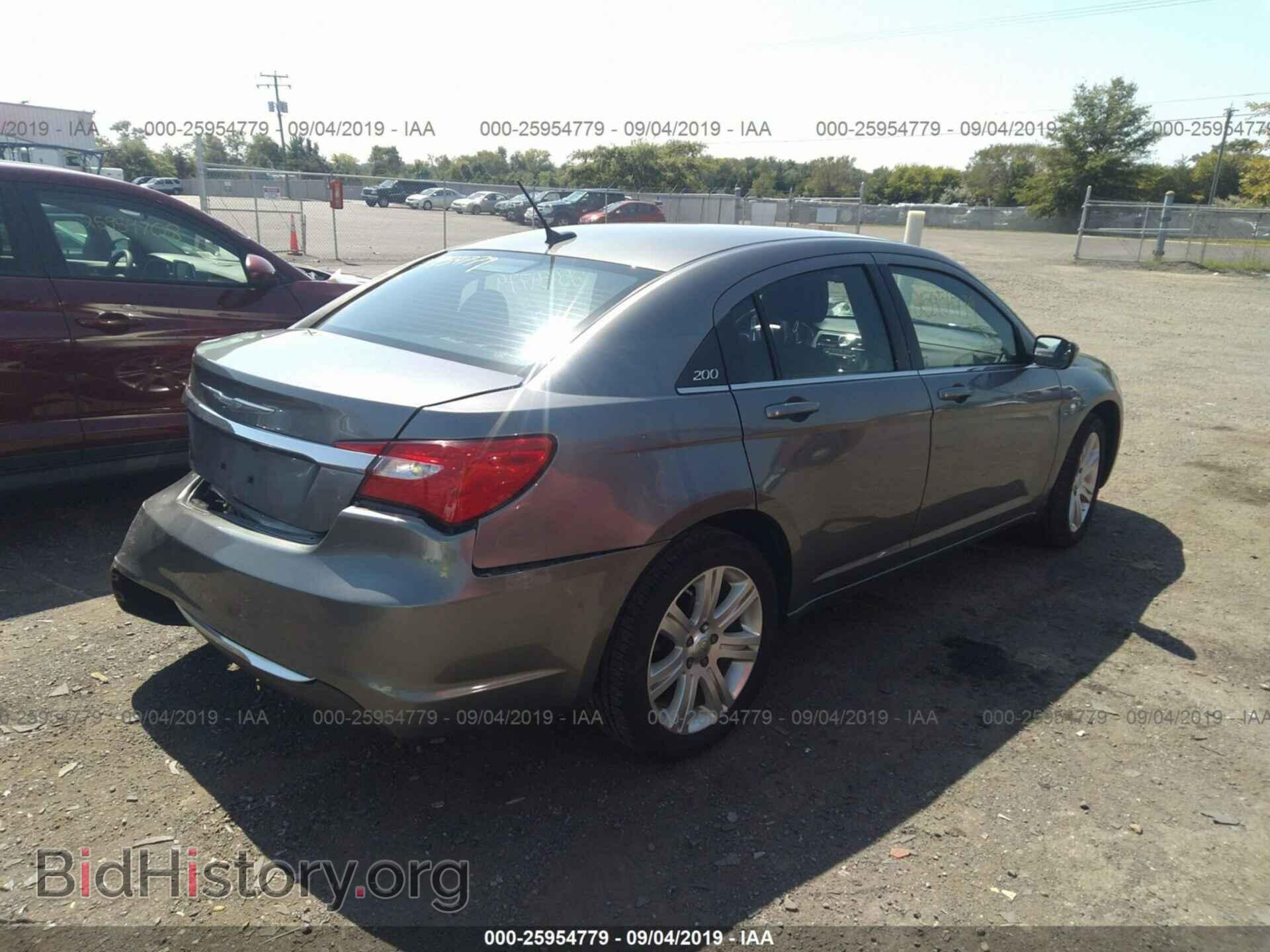 2013 CHRYSLER 200 - VIN: 1C3CCBBB8DN700151 - Фото 4