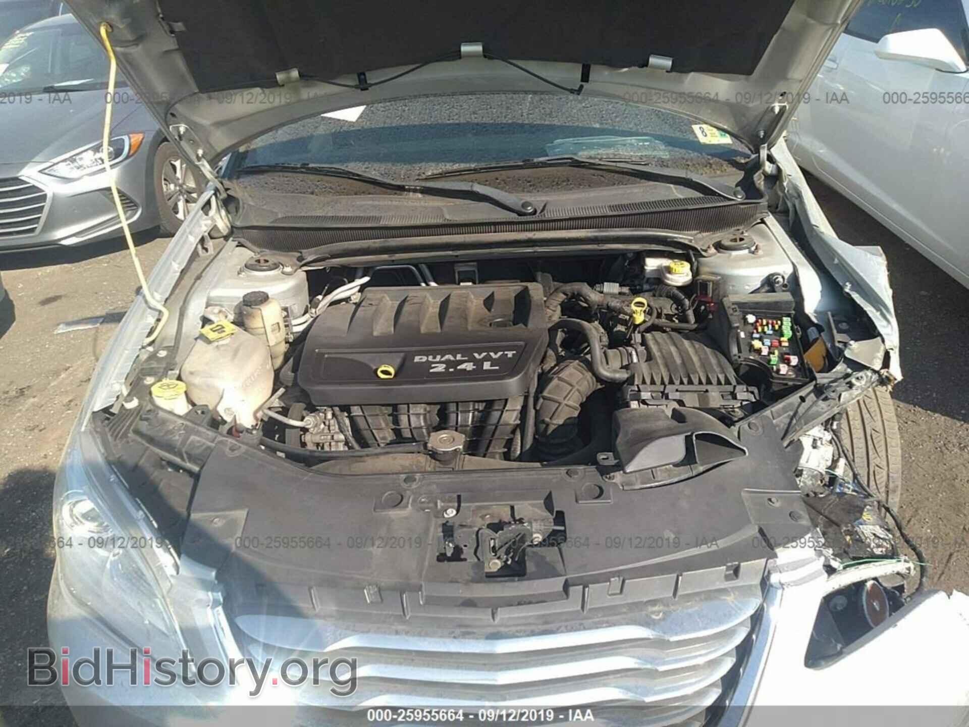 2012 CHRYSLER 200 - VIN: 1C3CCBAB2CN100886 - Фото 10