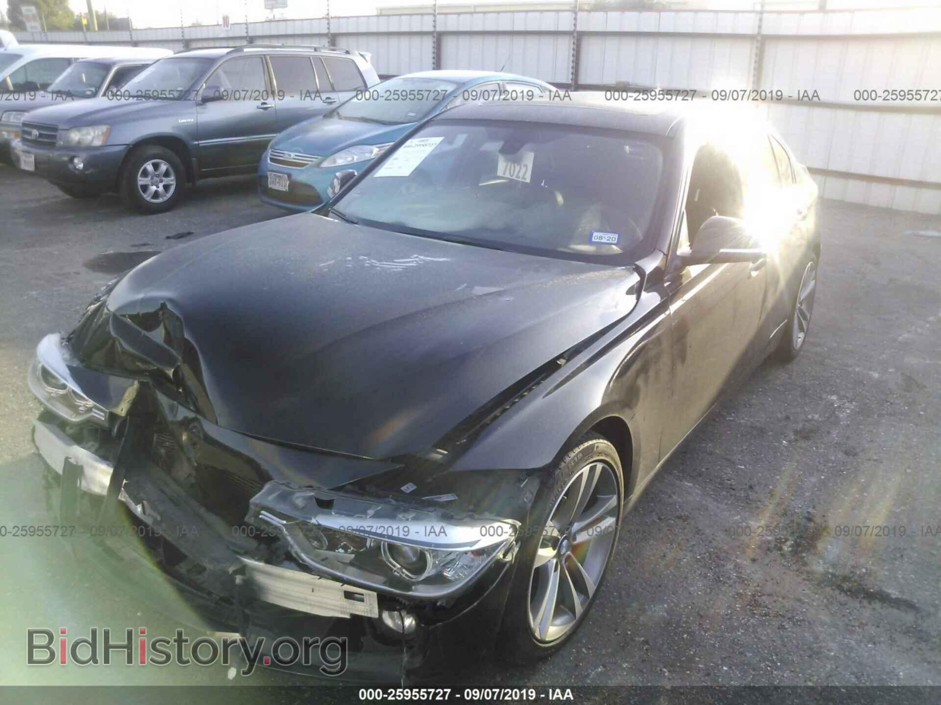 2014 BMW 328 - VIN: WBA3A5C57EP600623 - Фото 2