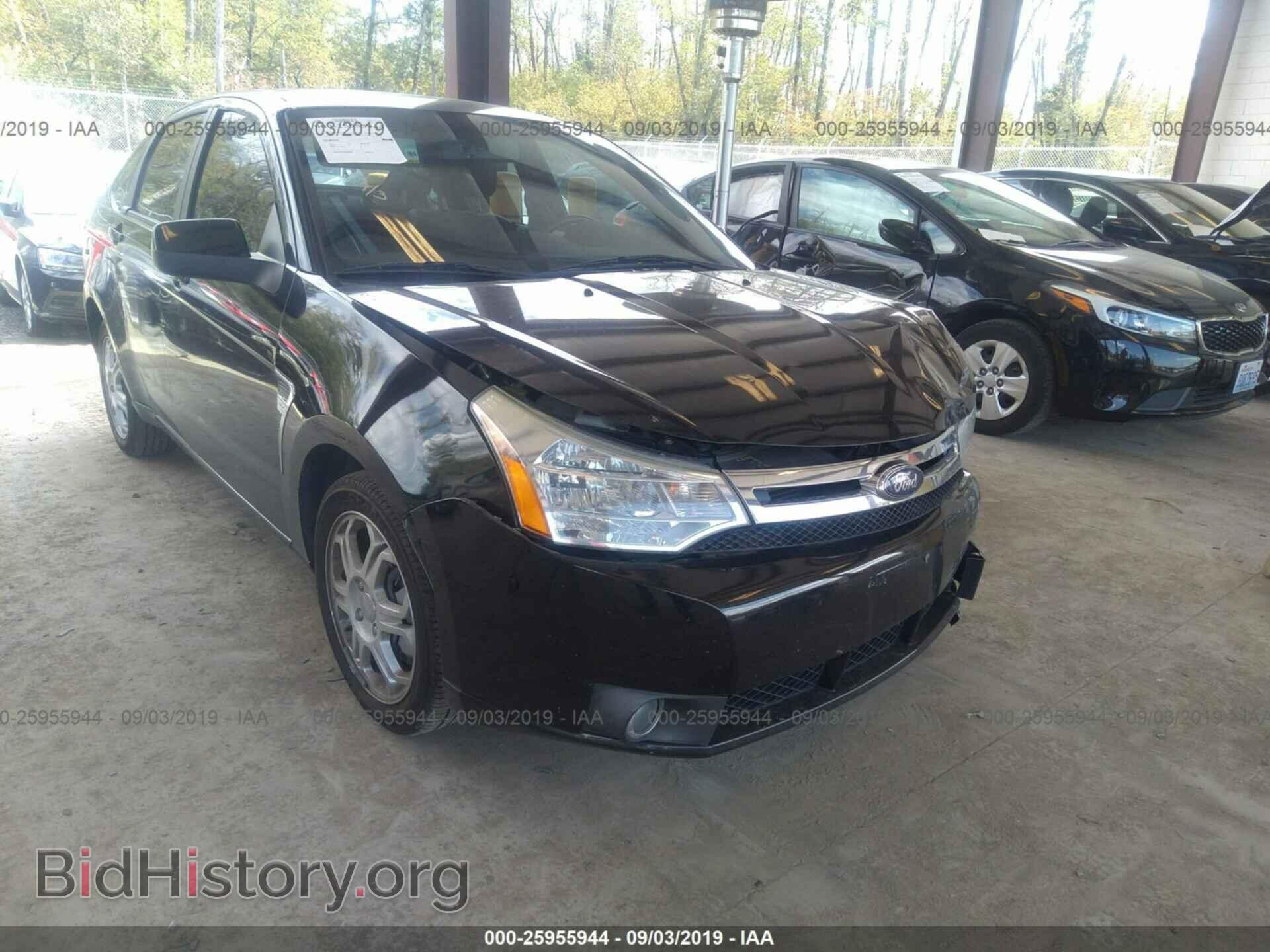 Фотография 1FAHP35N18W179622 - FORD FOCUS 2008