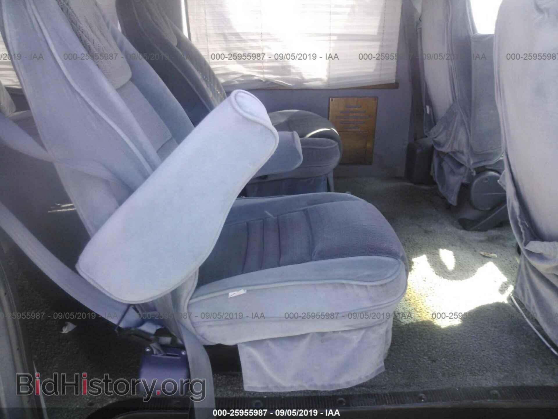 1996 FORD ECONOLINE - VIN: 1FDEE14H9THB64703 - Photo 8