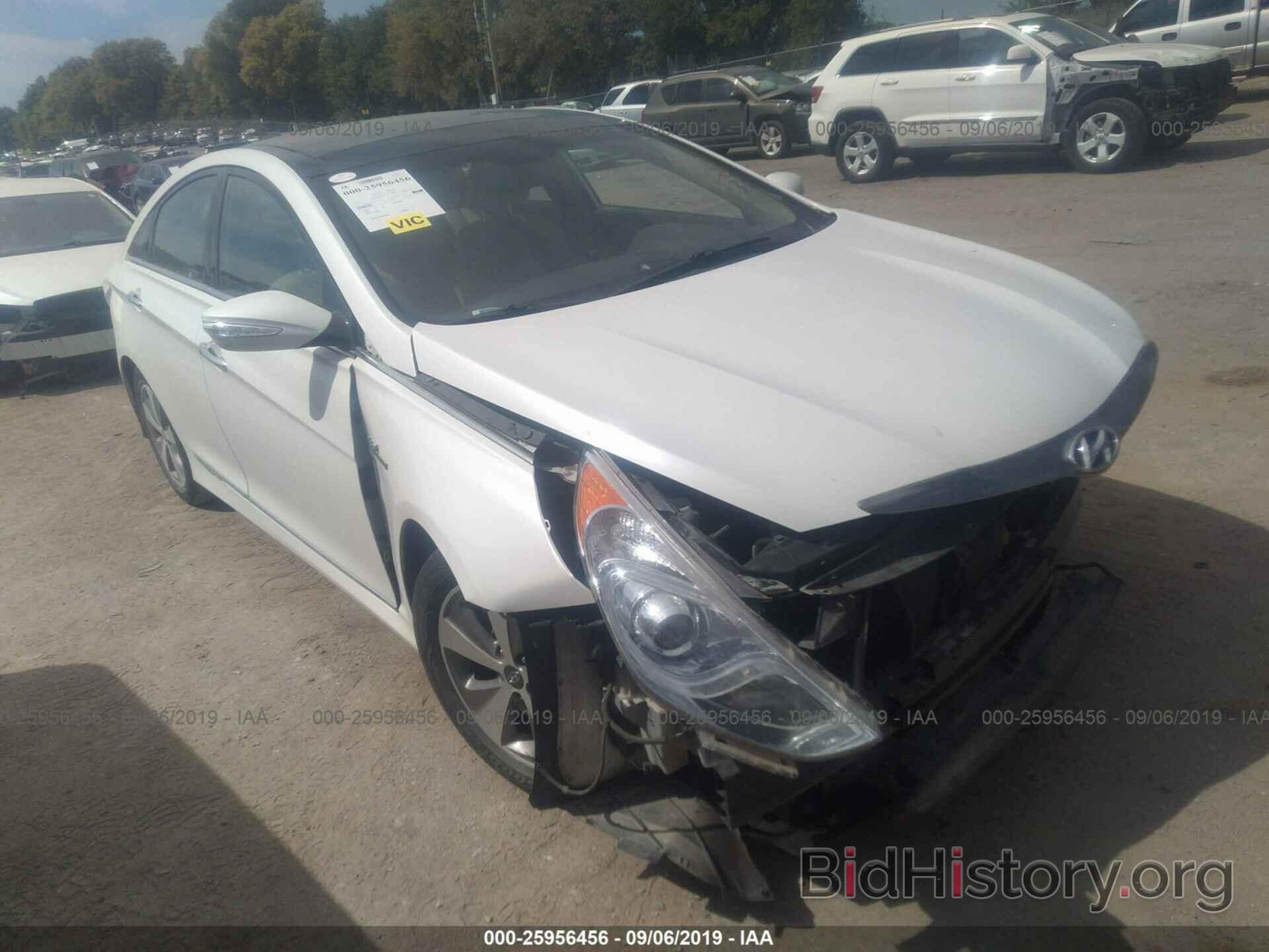 Фотография KMHEC4A49CA040660 - HYUNDAI SONATA 2012