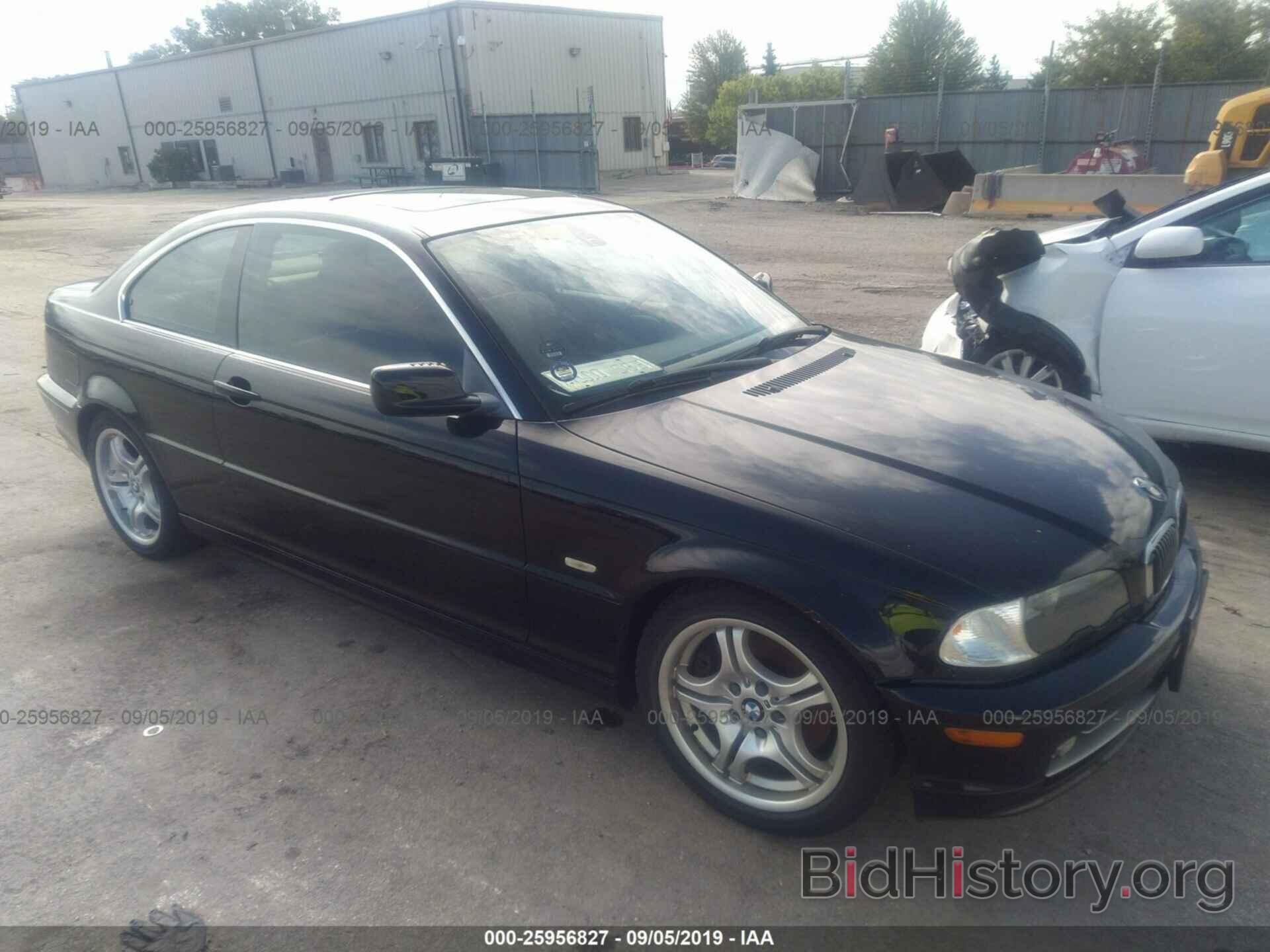 Photo WBABN53473JU29007 - BMW 330 2003