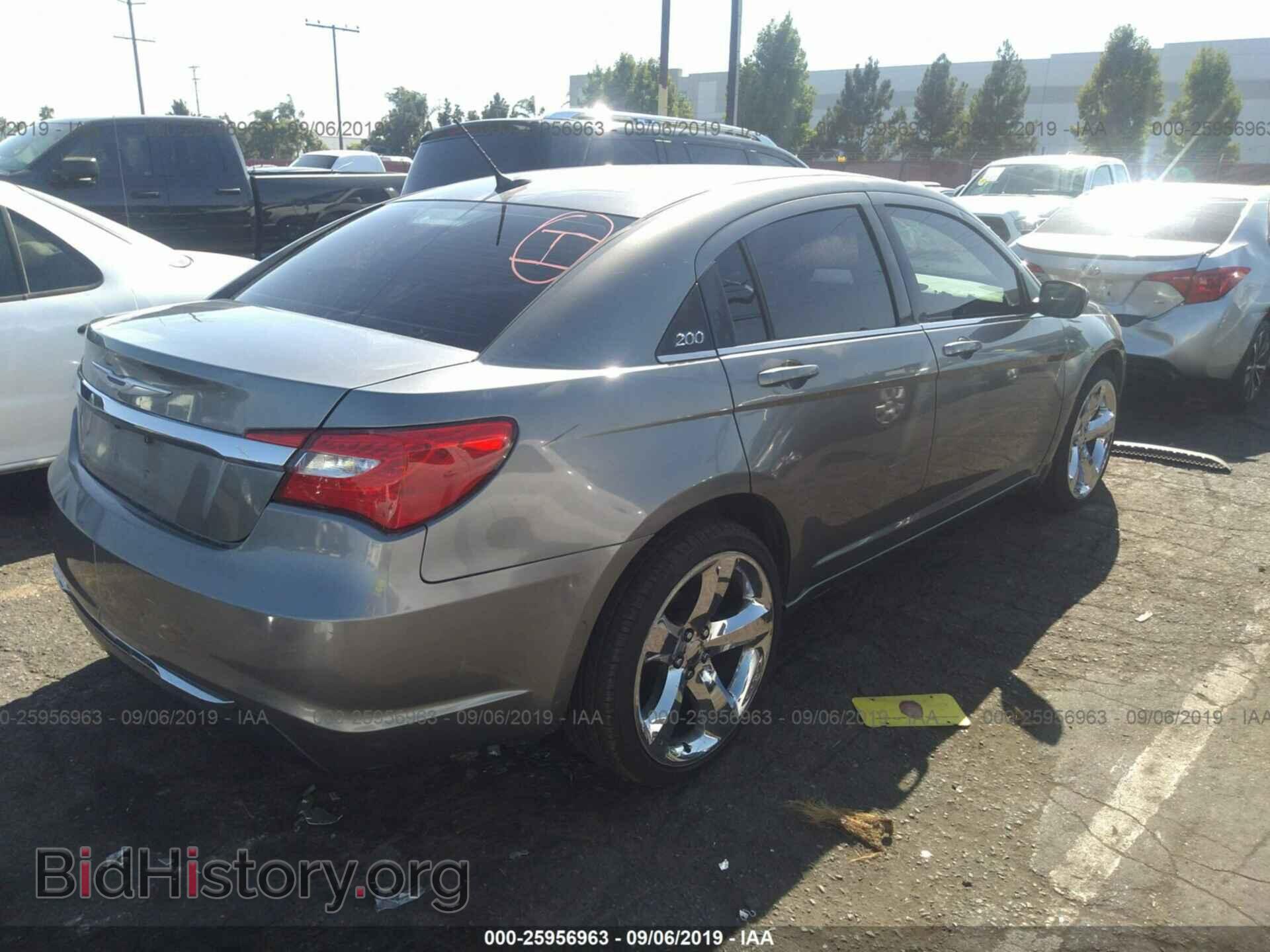 2013 CHRYSLER 200 - VIN: 1C3CCBABXDN642254 - Фото 4