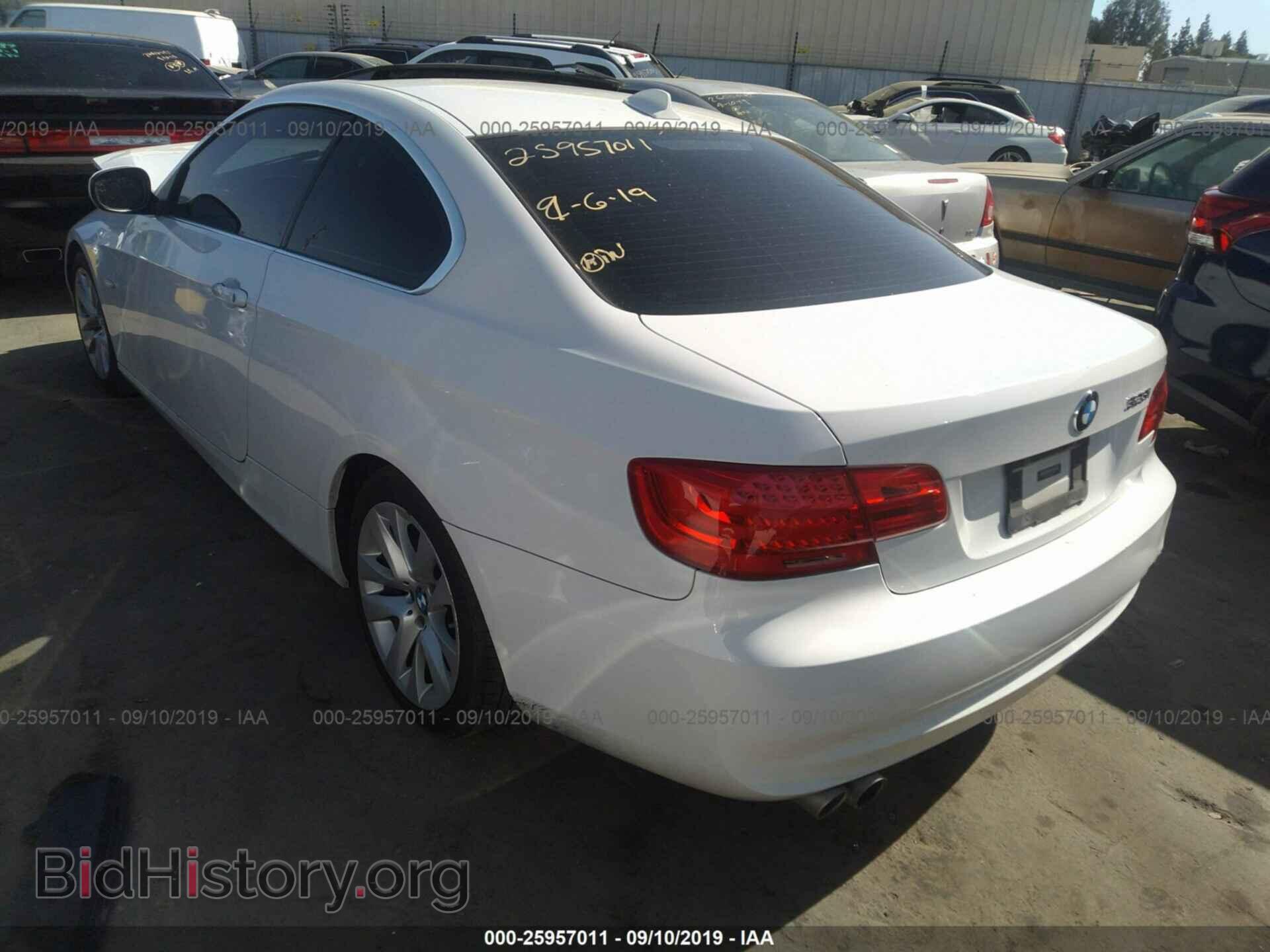 2013 BMW 328 - VIN: WBAKE5C51DJ106940 - Фото 3