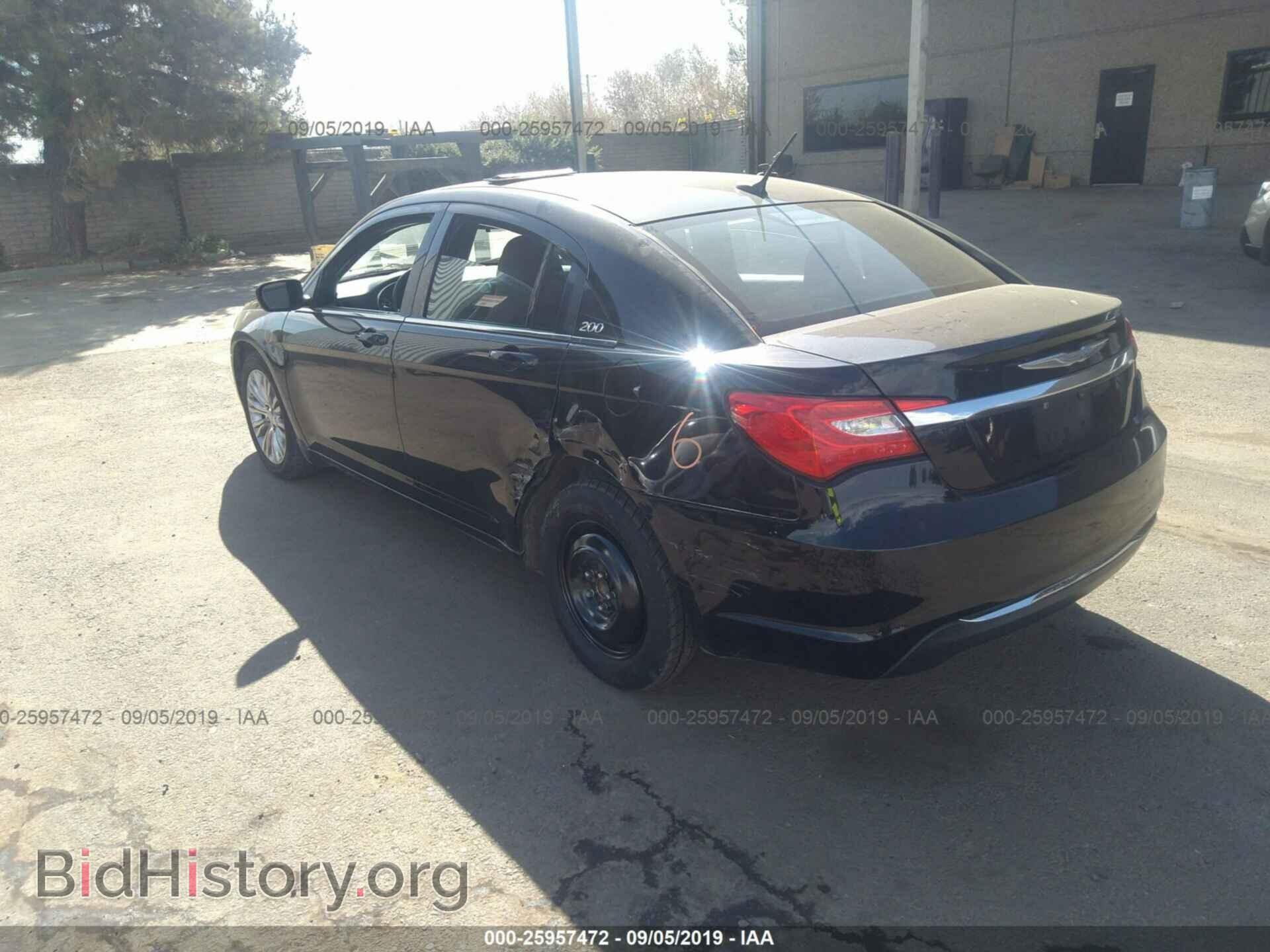 2012 CHRYSLER 200 - VIN: 1C3CCBAB3CN112898 - Фото 3