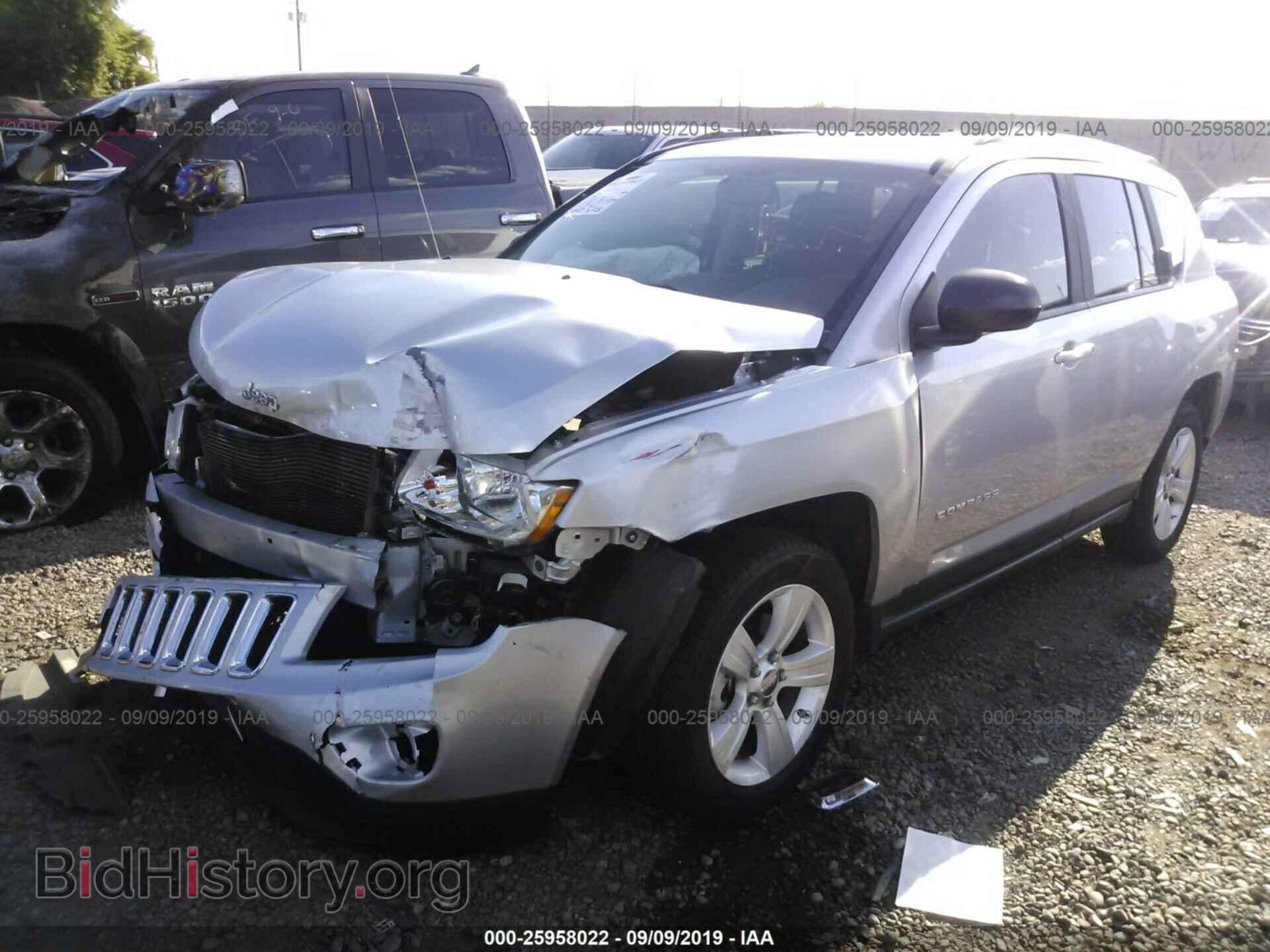 2012 JEEP COMPASS - VIN: 1C4NJCBB2CD627119 - Фото 2