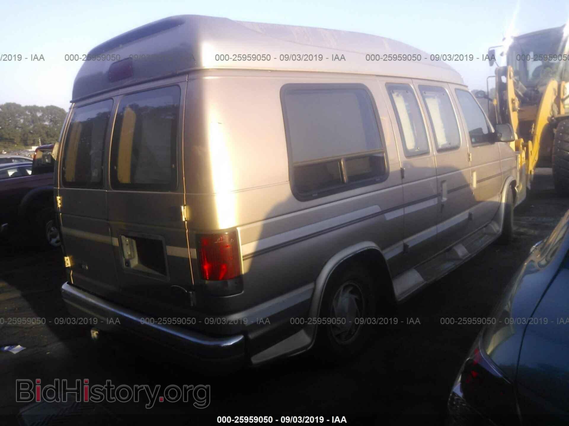 1996 FORD ECONOLINE - VIN: 1FDEE14H3THA24596 - Photo 4