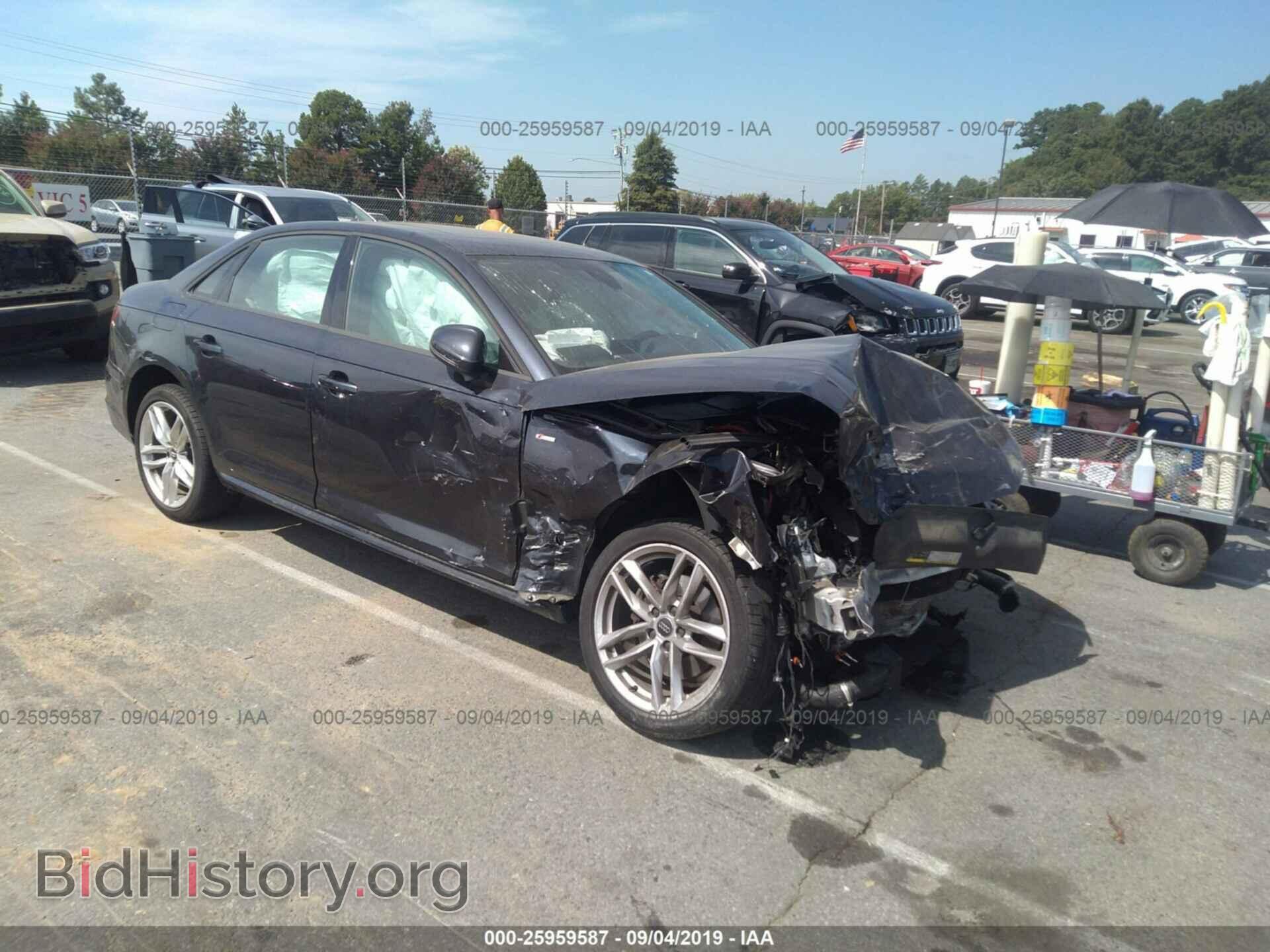 Фотография WAUKMAF48HN055546 - AUDI A4 2017