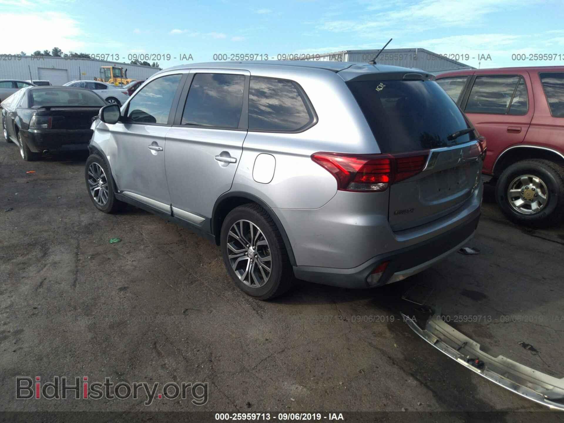 2016 MITSUBISHI OUTLANDER - VIN: JA4AD3A30GZ011762 - Фото 3