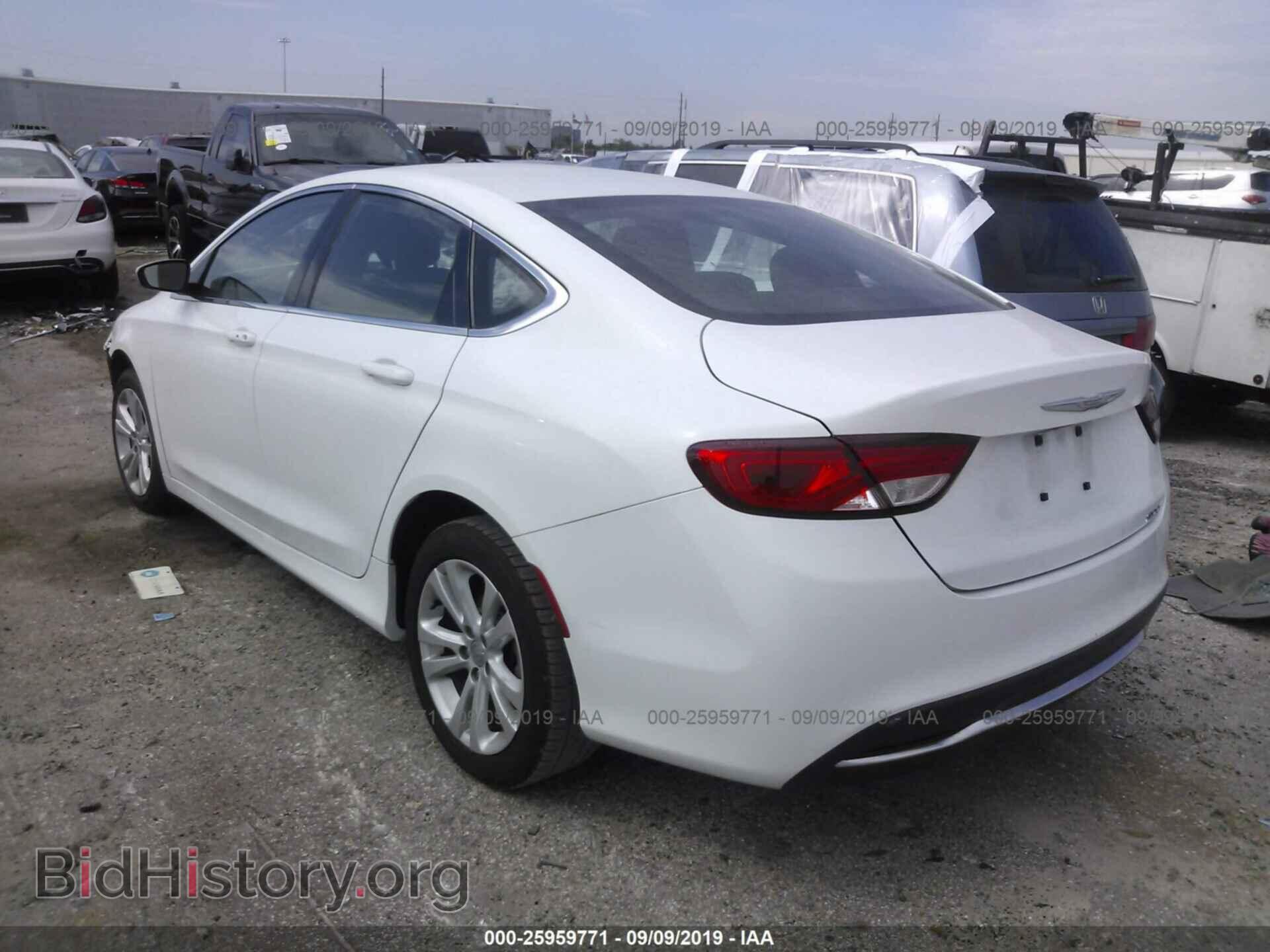 2015 CHRYSLER 200 - VIN: 1C3CCCAB9FN664111 - Photo 3