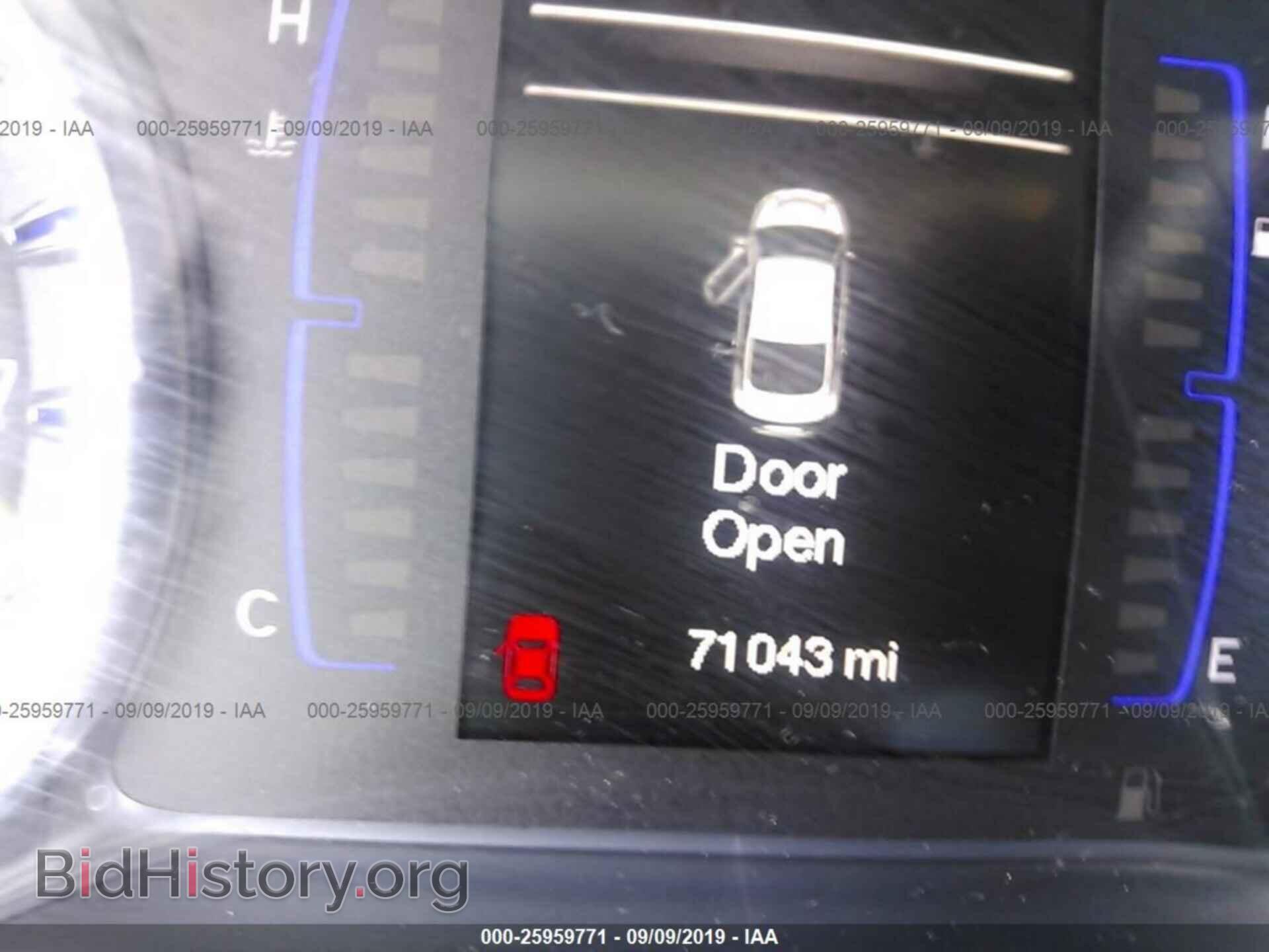 2015 CHRYSLER 200 - VIN: 1C3CCCAB9FN664111 - Photo 7