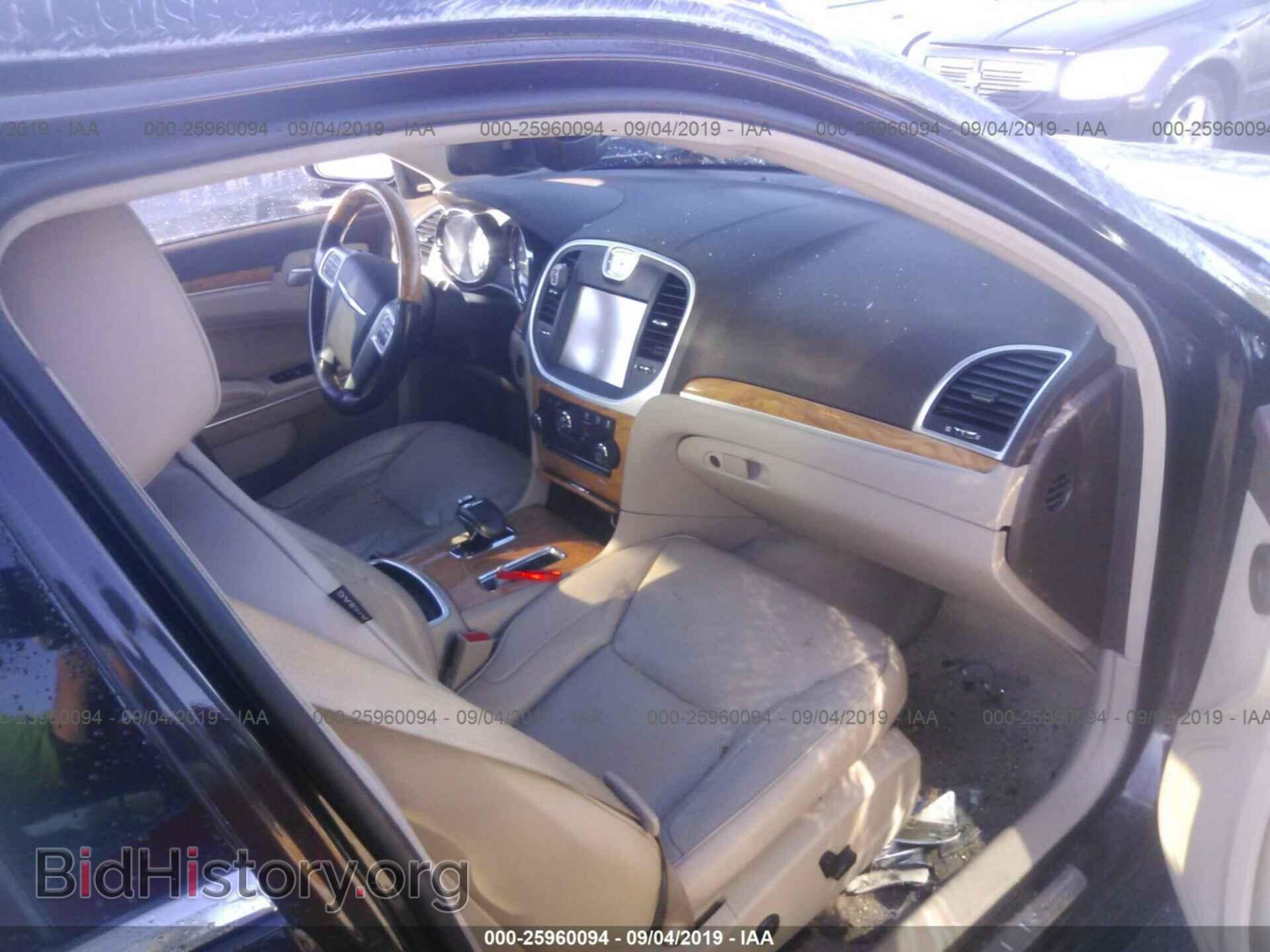 2012 CHRYSLER 300 - VIN: 2C3CCAHG2CH217601 - Photo 5
