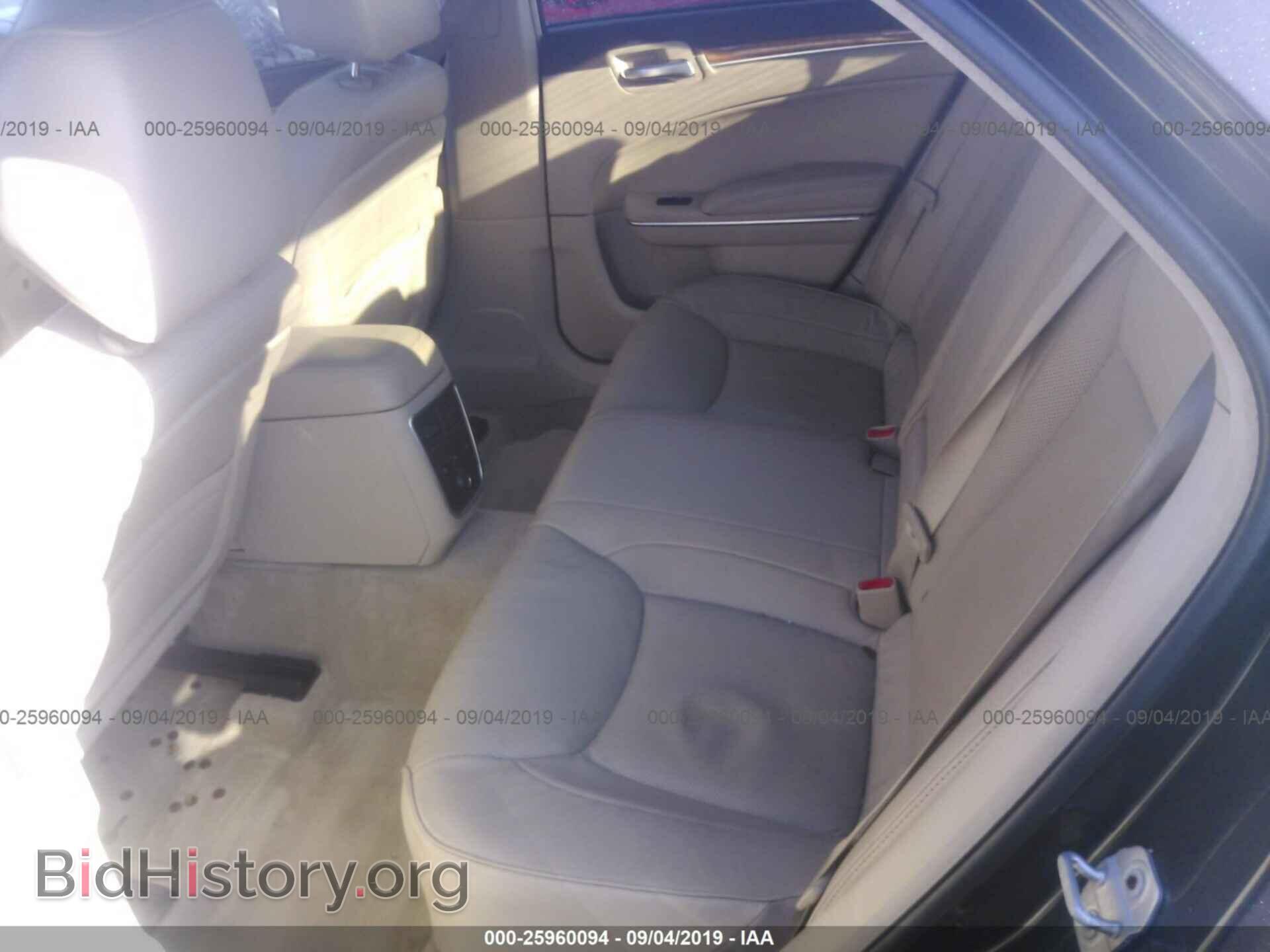 2012 CHRYSLER 300 - VIN: 2C3CCAHG2CH217601 - Photo 8