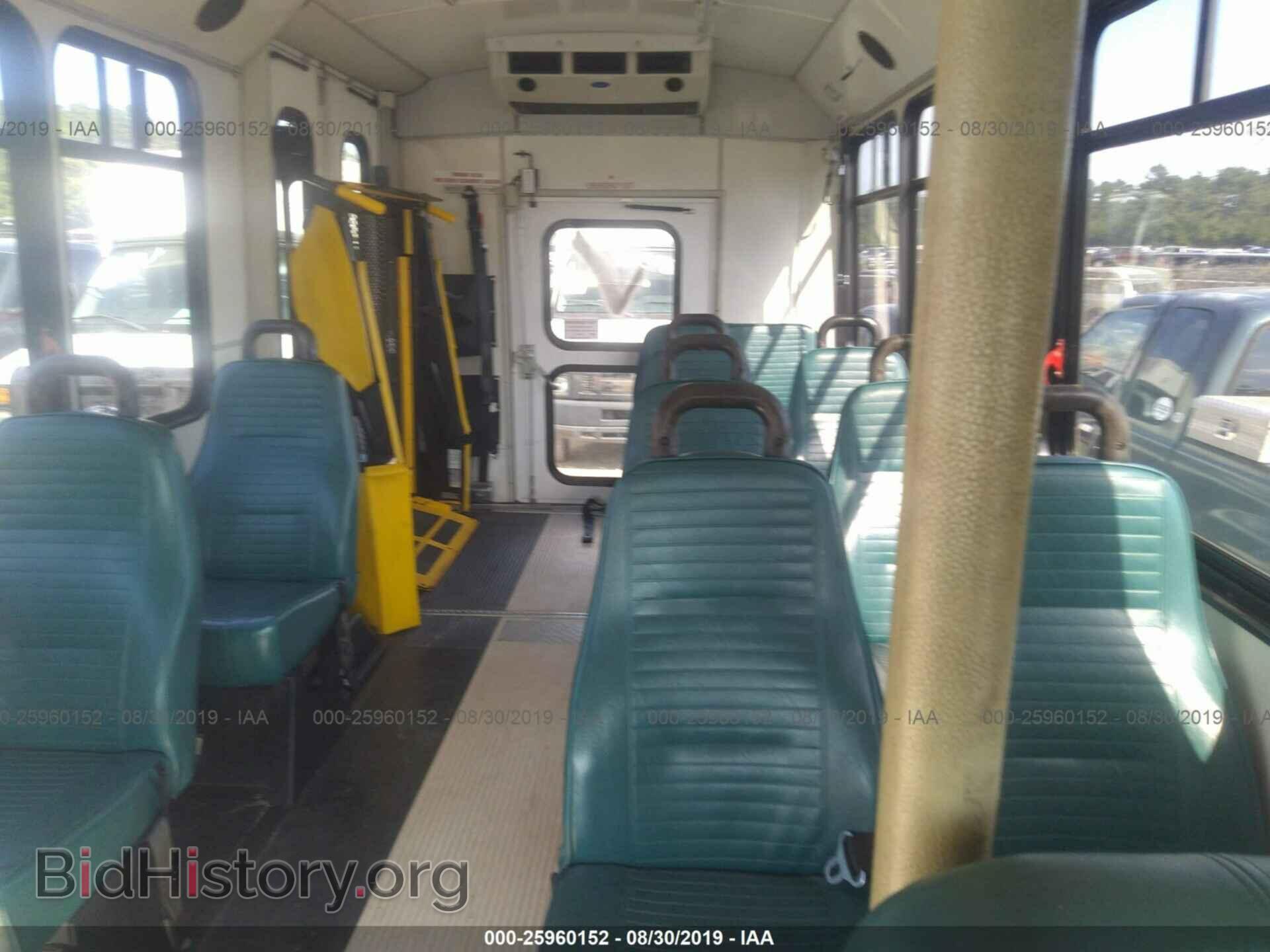2010 FORD ECONOLINE - VIN: 1FDEE3FL6ADA23170 - Фото 7
