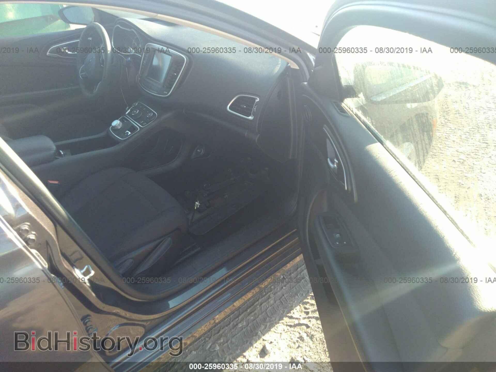2016 CHRYSLER 200 - VIN: 1C3CCCAB6GN116777 - Фото 5