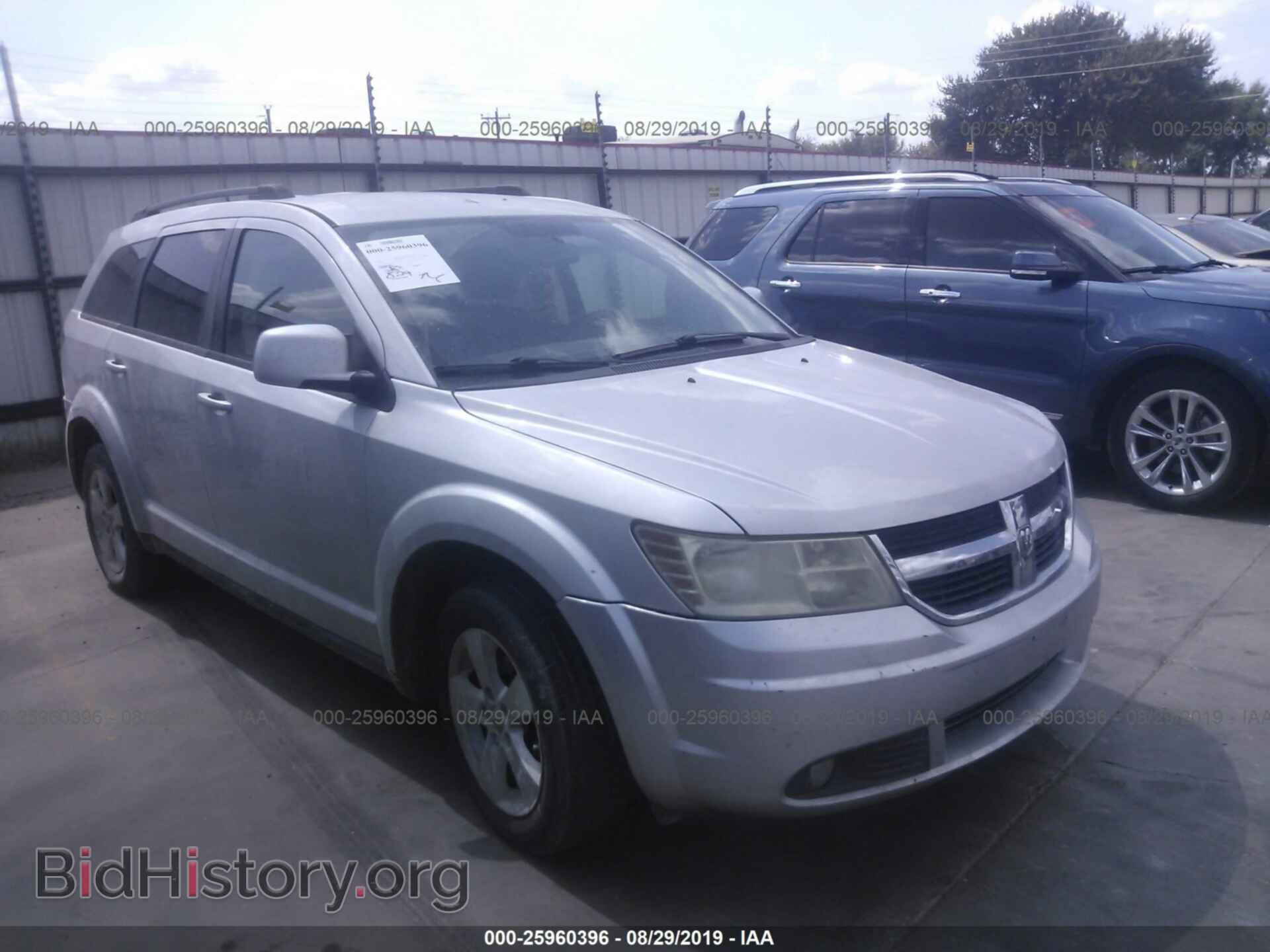 Фотография 3D4PG5FV5AT147724 - DODGE JOURNEY 2010