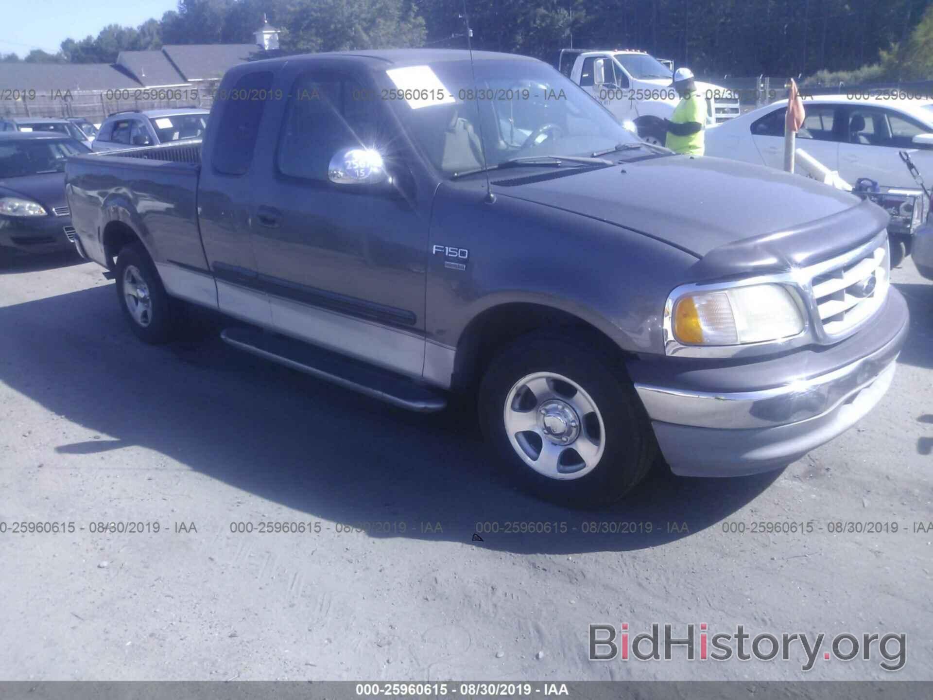 Photo 2FTRX17L22CA08587 - FORD F150 2002