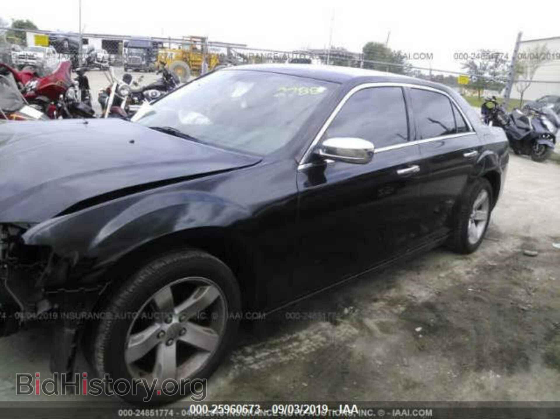 2012 CHRYSLER 300 - VIN: 2C3CCACG0CH182788 - Фото 2