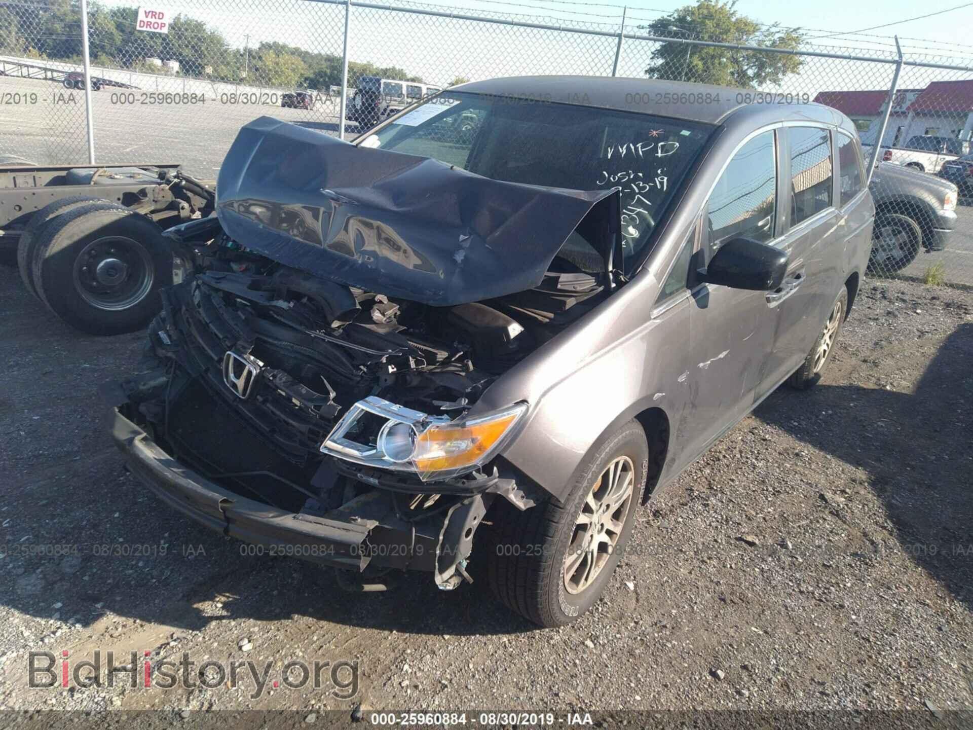 2013 HONDA ODYSSEY - VIN: 5FNRL5H48DB061347 - Фото 2