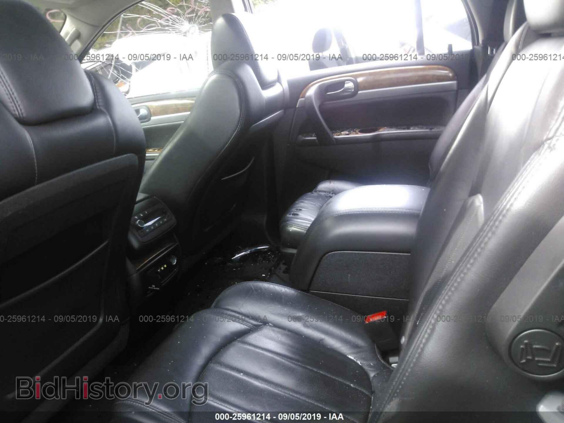 2011 BUICK ENCLAVE - VIN: 5GAKVCED4BJ224328 - Фото 8