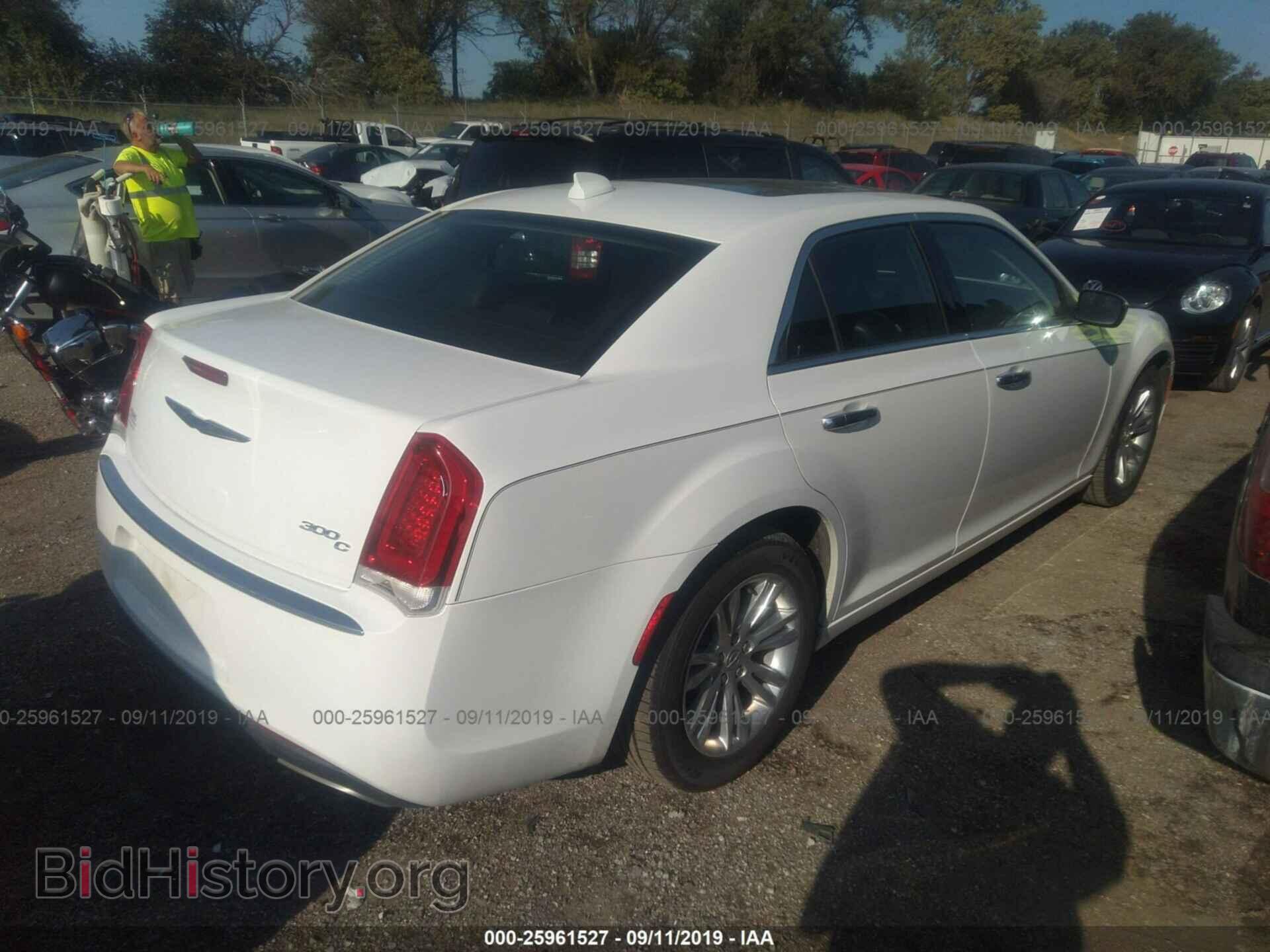 2016 CHRYSLER 300C - VIN: 2C3CCAEG9GH334361 - Photo 4