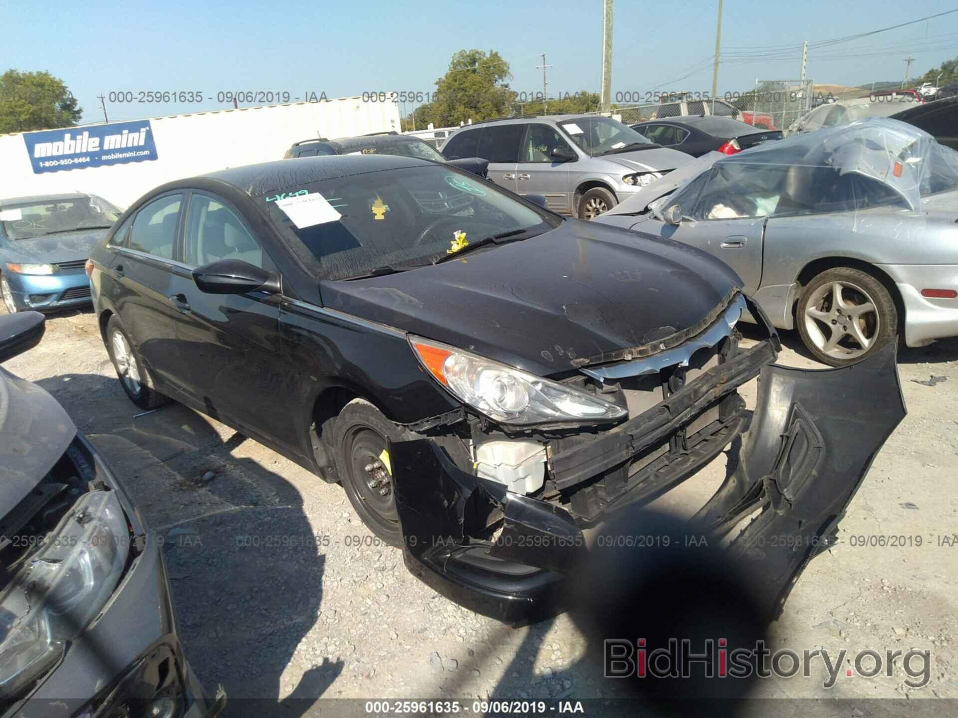 Photo 5NPEB4AC4BH024582 - HYUNDAI SONATA 2011