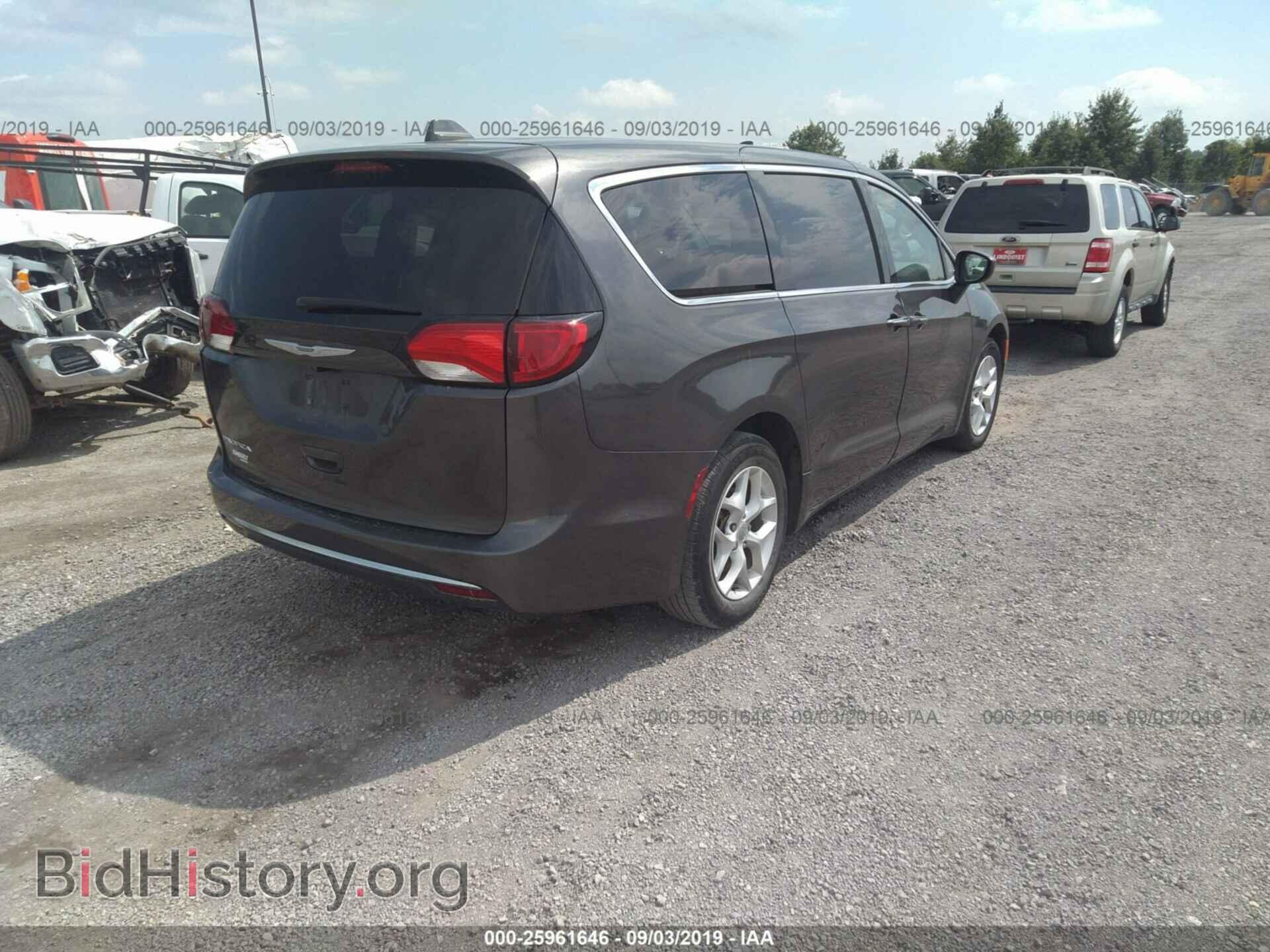 2017 CHRYSLER PACIFICA - VIN: 2C4RC1BG8HR816924 - Фото 4