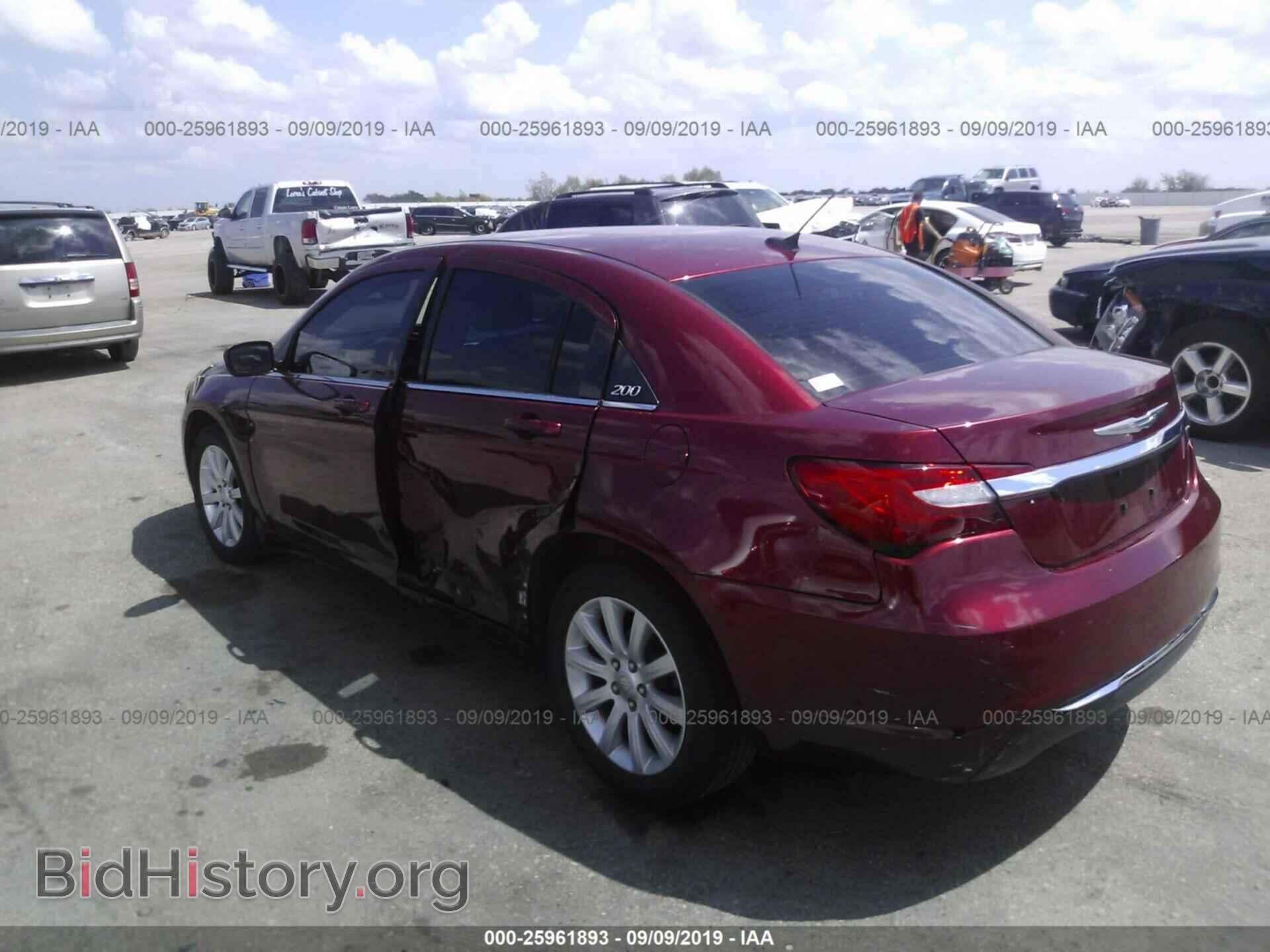 2012 CHRYSLER 200 - VIN: 1C3CCBBB6CN307358 - Фото 3