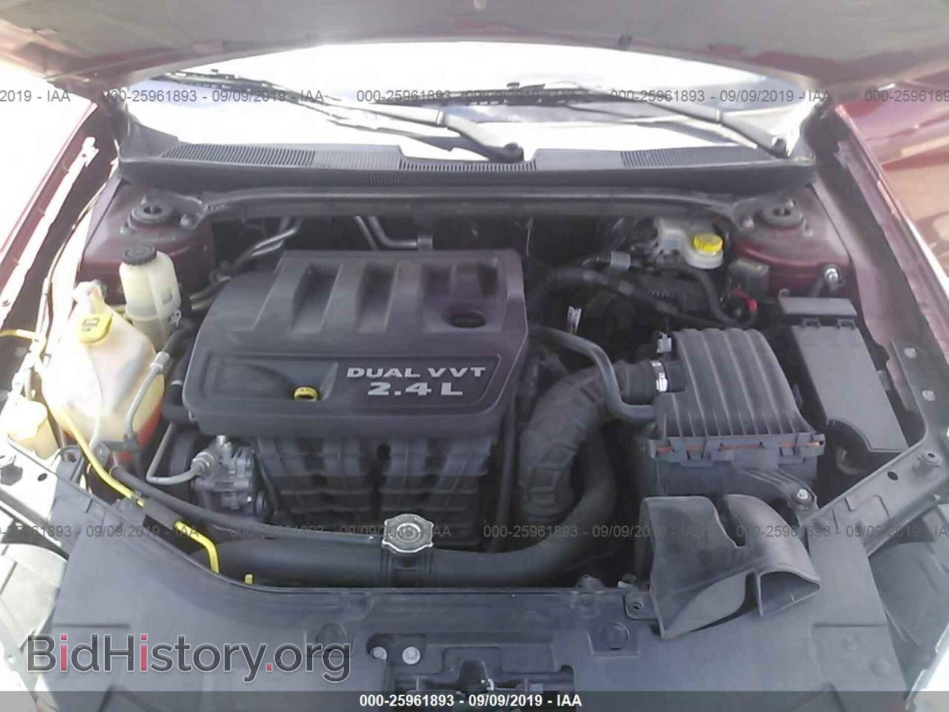 2012 CHRYSLER 200 - VIN: 1C3CCBBB6CN307358 - Фото 10