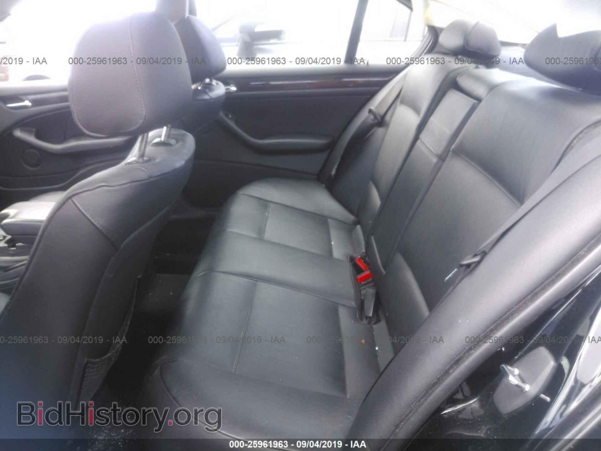 2002 BMW 330 - VIN: WBAEW53492PG17617 - Фото 8