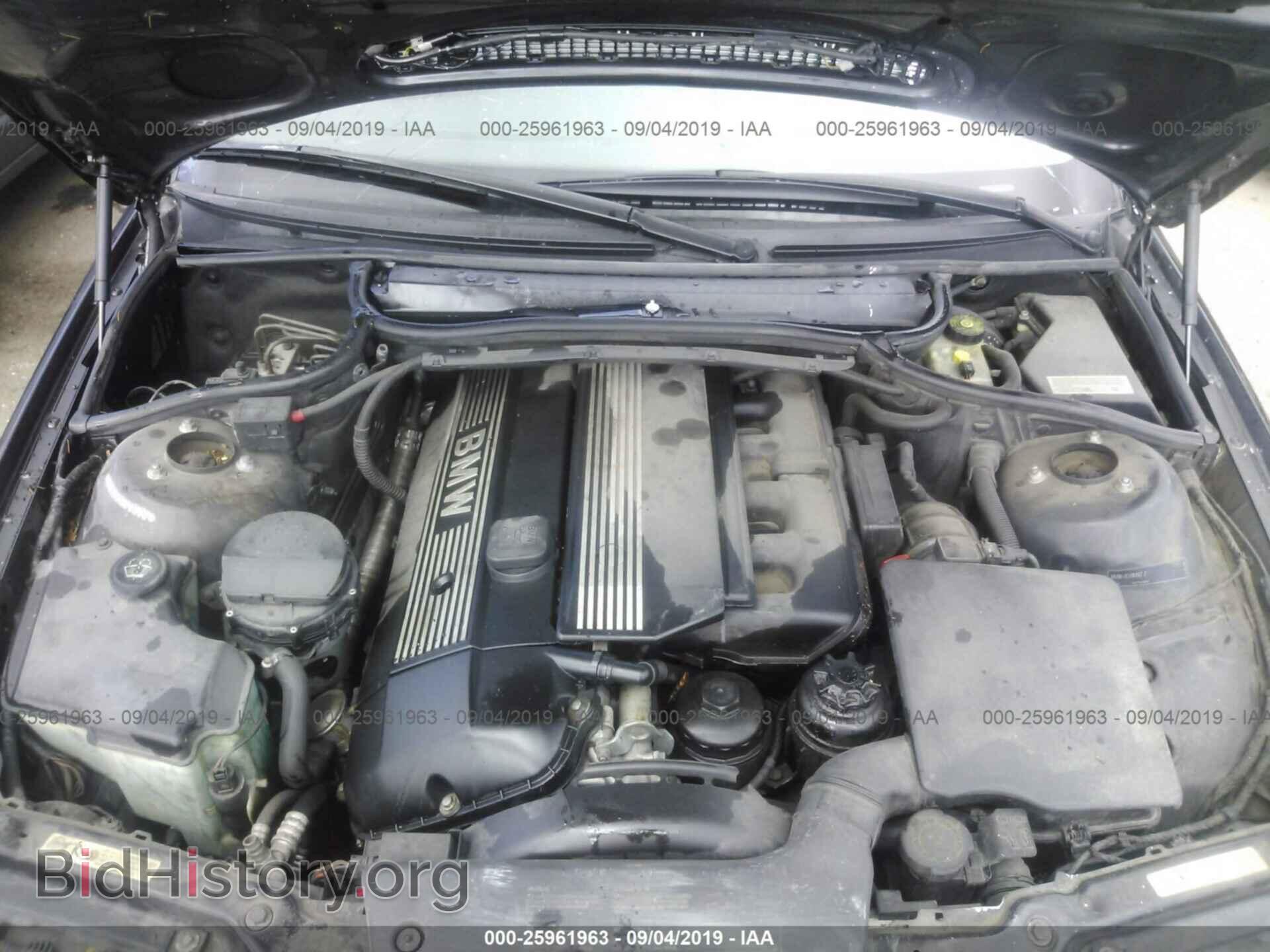 2002 BMW 330 - VIN: WBAEW53492PG17617 - Фото 10