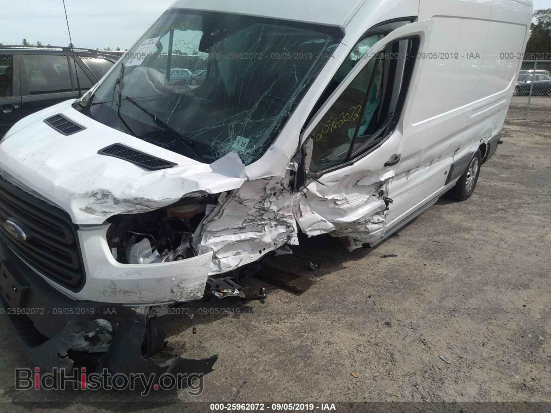 2018 Ford Transit - VIN: 1FTYR2CG5JKA94072 - Фото 6