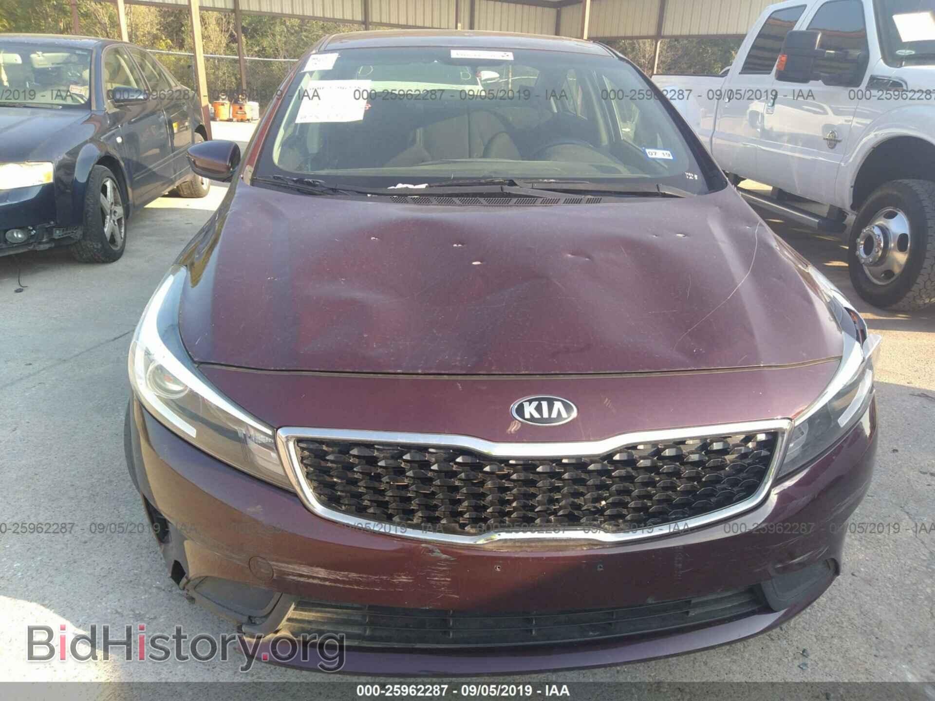2017 KIA FORTE - VIN: 3KPFK4A72HE075356 - Фото 6