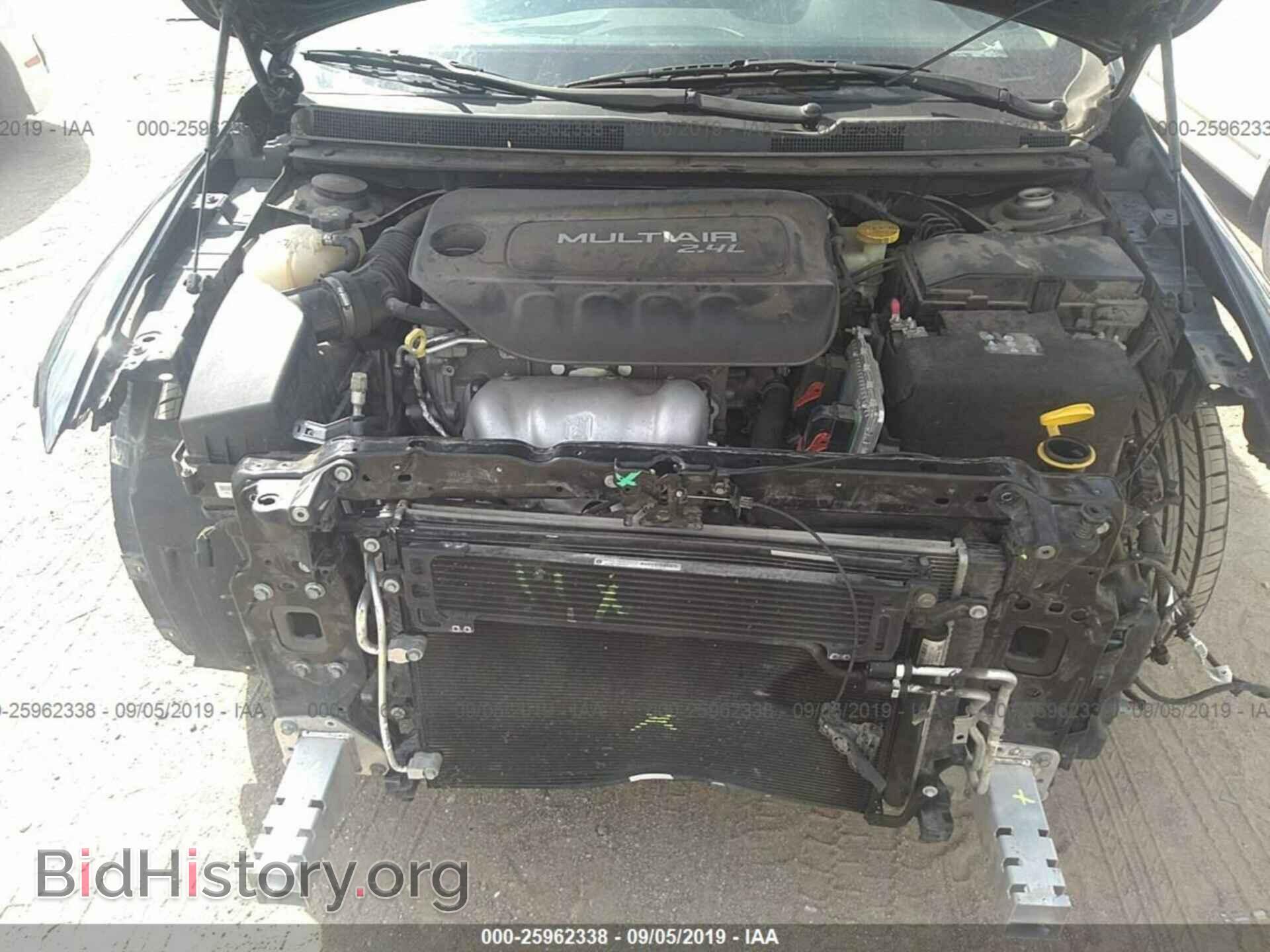 2015 CHRYSLER 200 - VIN: 1C3CCCAB8FN660292 - Photo 10