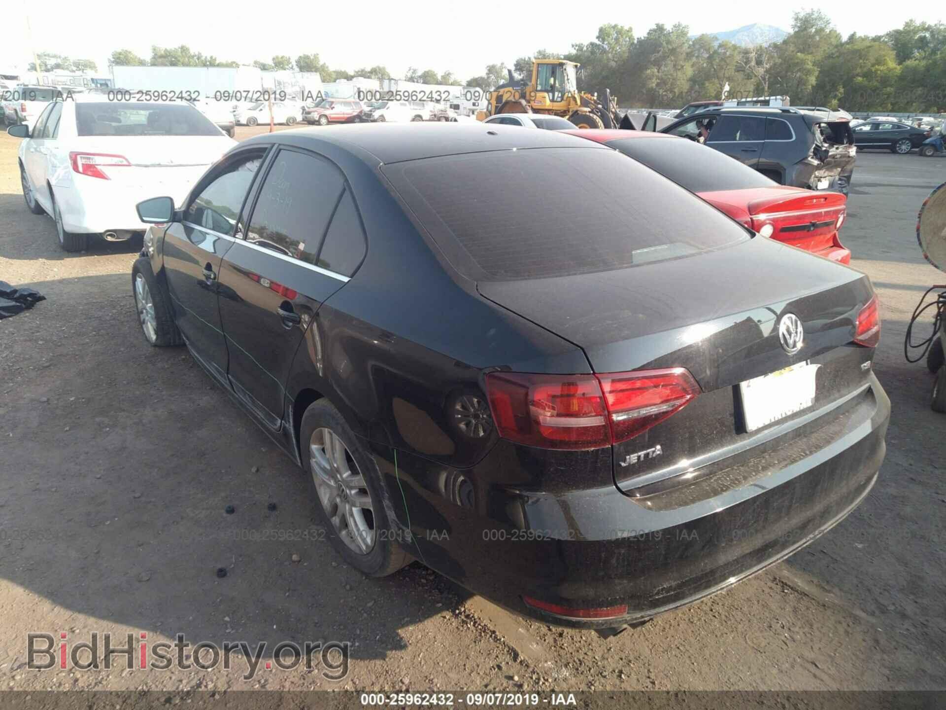 2017 VOLKSWAGEN JETTA - VIN: 3VW2B7AJ8HM251647 - Фото 3