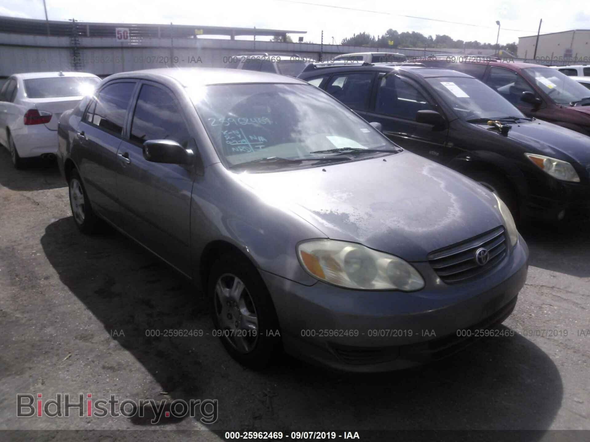 Photo 1NXBR32E63Z028564 - TOYOTA COROLLA 2003
