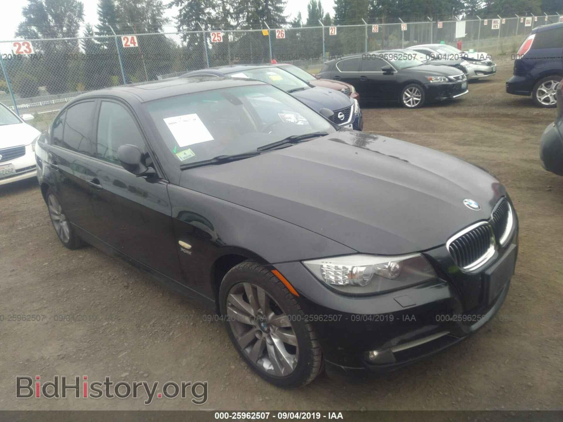 Photo WBAPL5C53BA919866 - BMW 335 2011