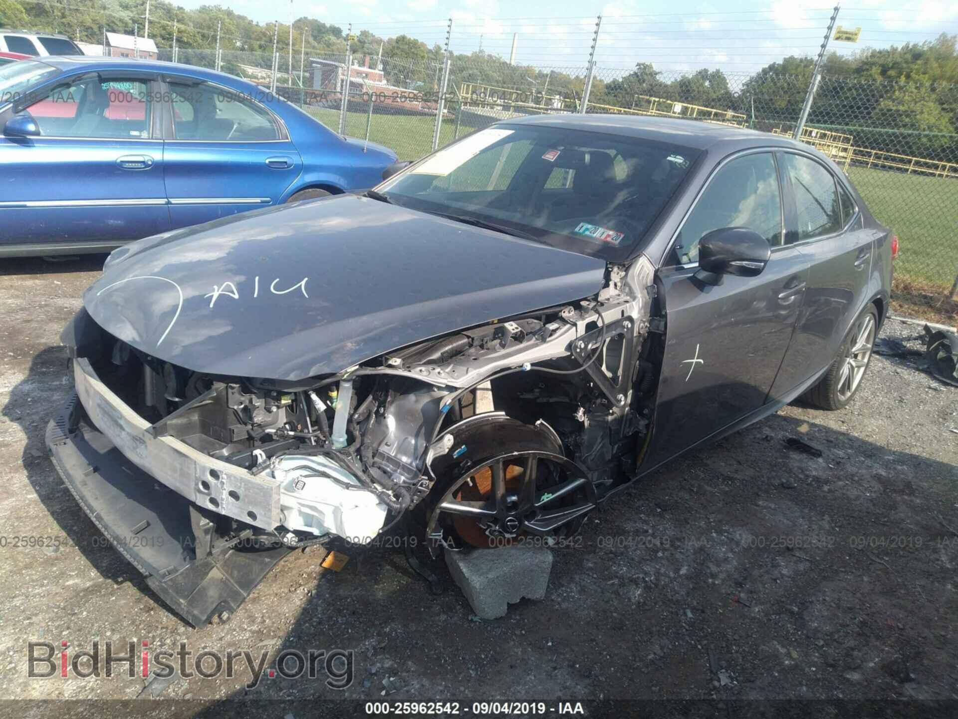 2015 LEXUS IS - VIN: JTHCF1D20F5028680 - Photo 2