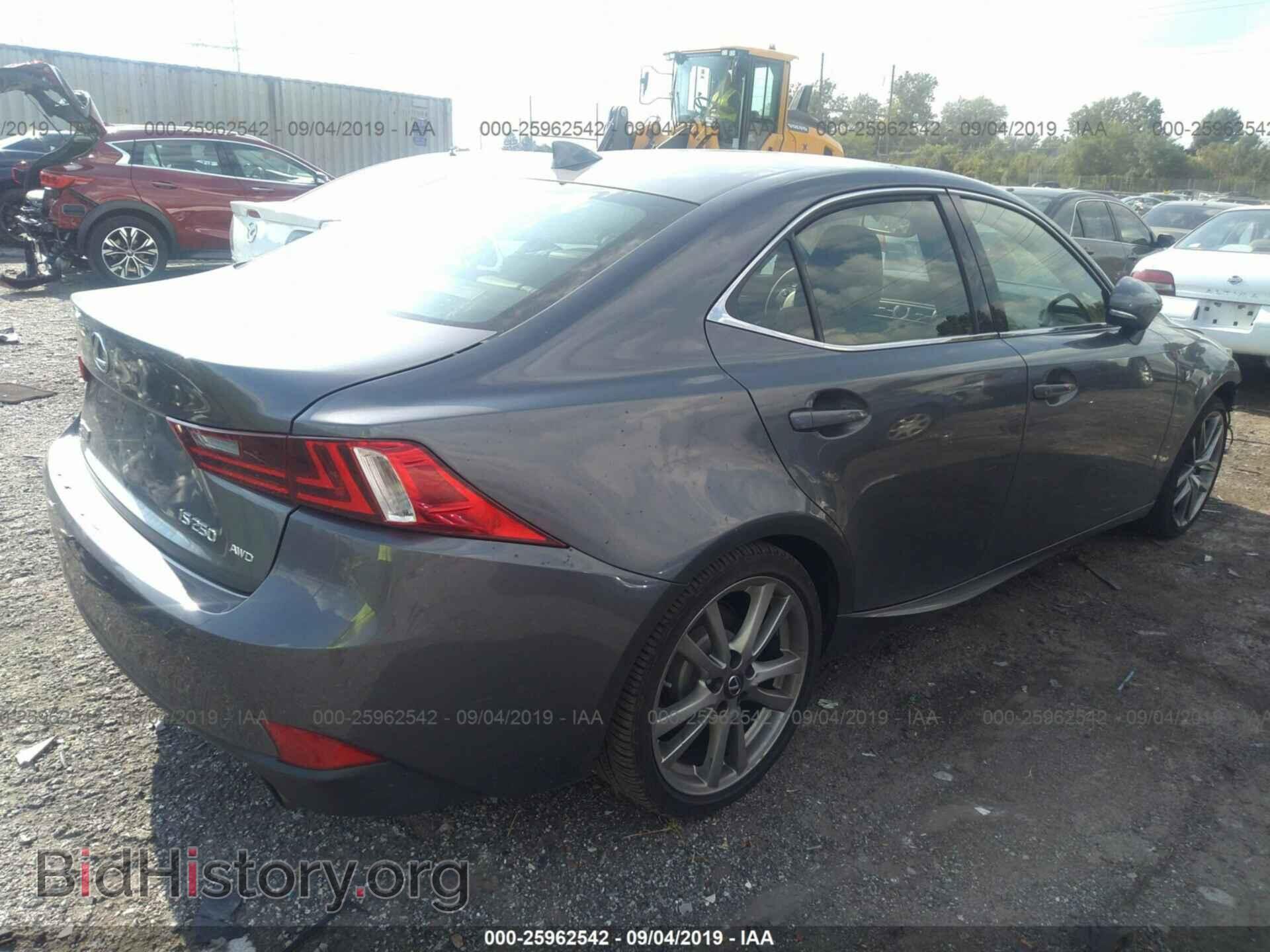 2015 LEXUS IS - VIN: JTHCF1D20F5028680 - Photo 4