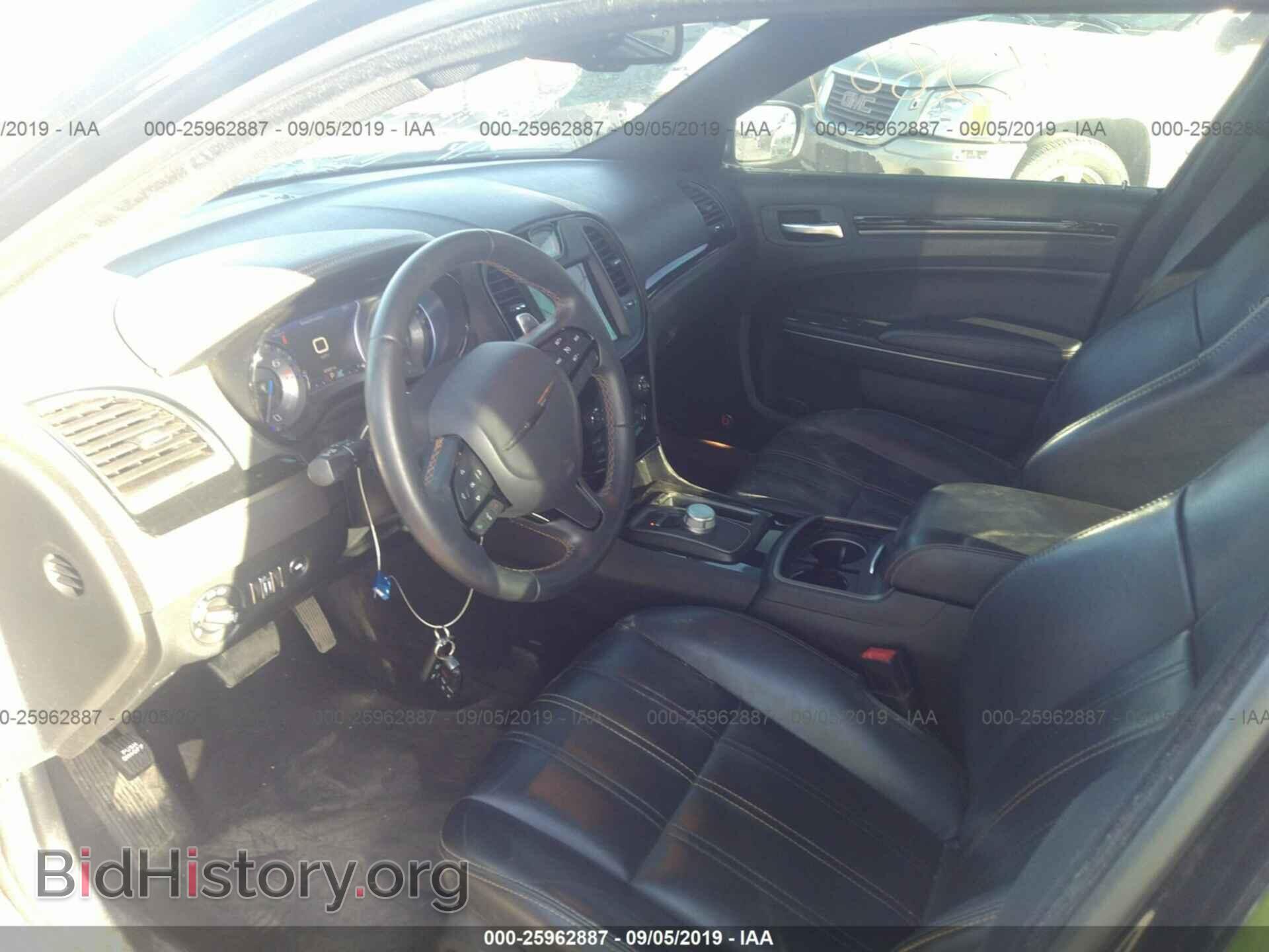 2016 CHRYSLER 300 - VIN: 2C3CCAGGXGH274538 - Фото 5