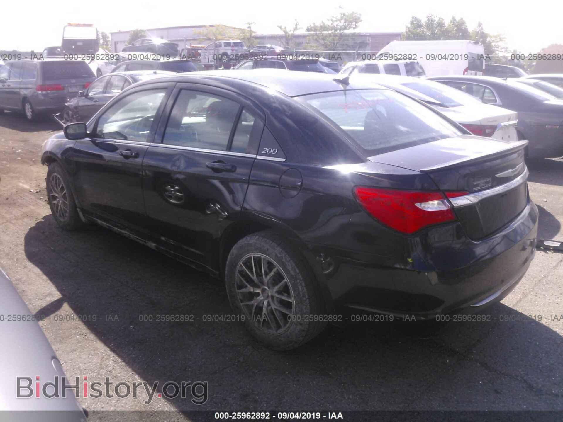2013 CHRYSLER 200 - VIN: 1C3CCBBB1DN764595 - Фото 3