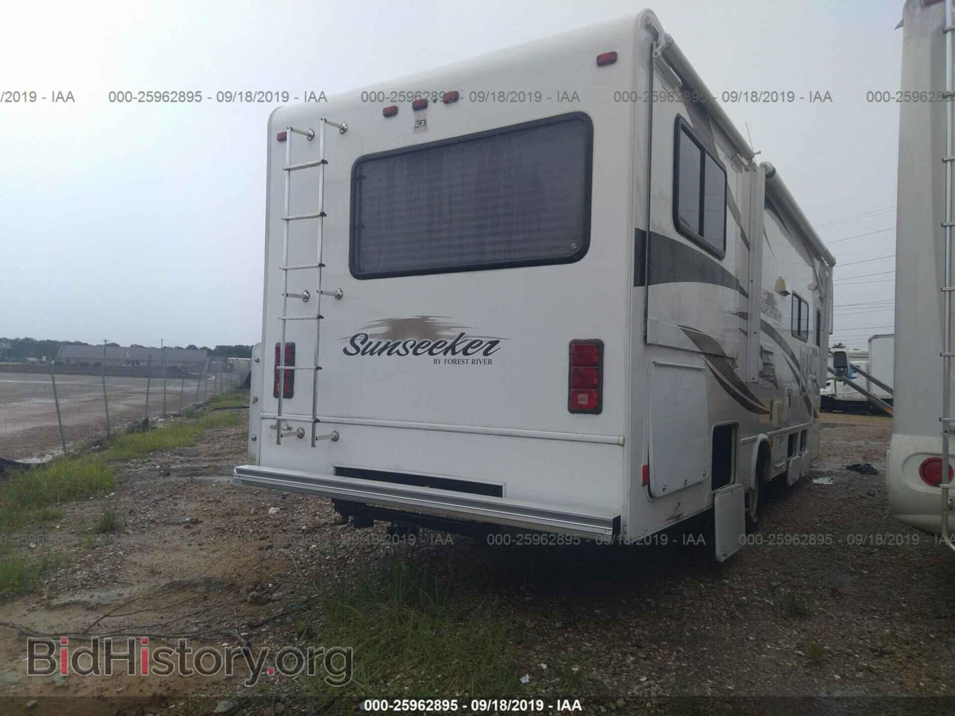 2011 FORD ECONOLINE - VIN: 1FDXE4FS3BDA14630 - Фото 4