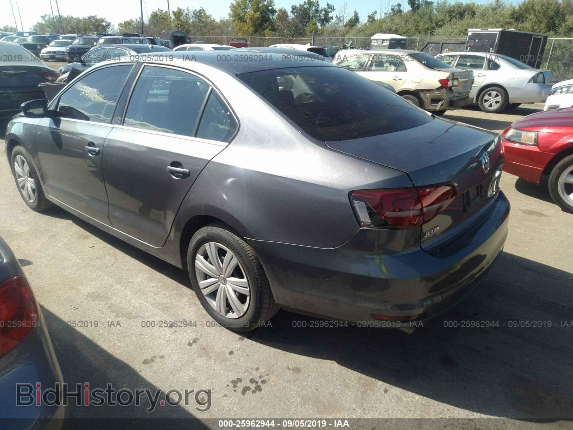2017 VOLKSWAGEN JETTA - VIN: 3VW2B7AJ5HM297694 - Фото 3